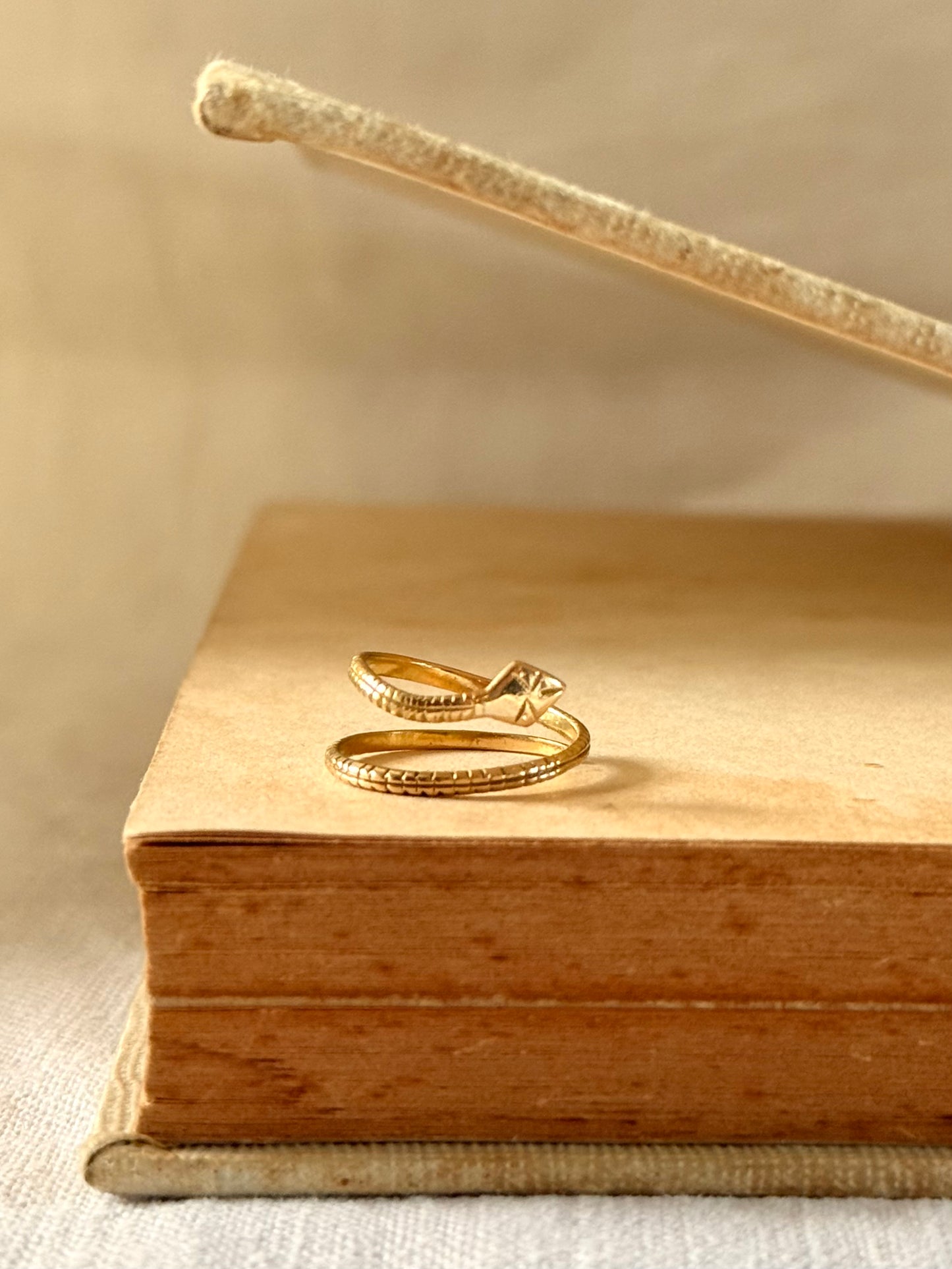 .1910s .1920s .20ct .833ct Arts & Crafts hand made high carat gold coiled serpent snake ring