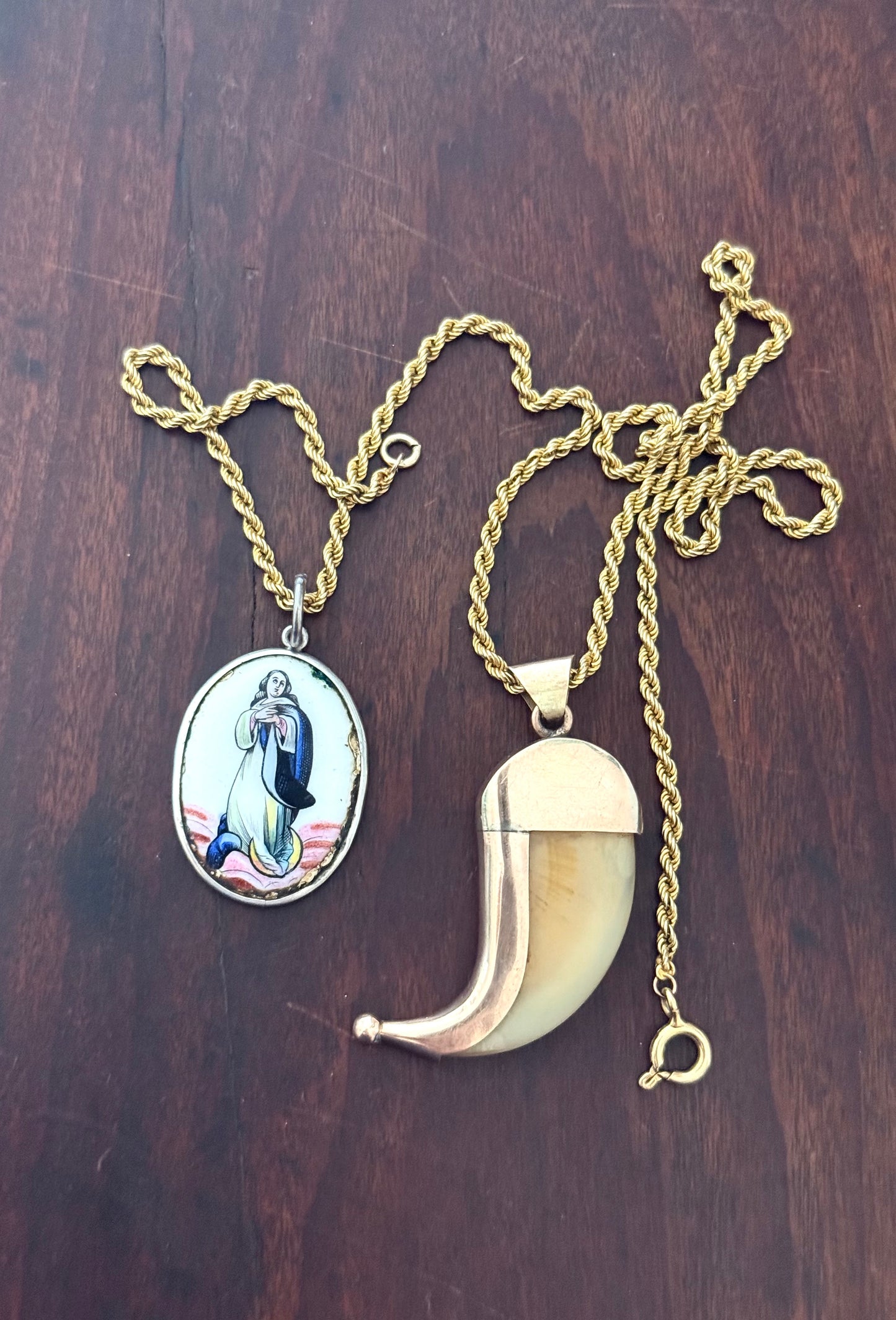 .1890s .1900s .375 .9ct gold well sized true Antique Rare Find Lion Claw Tiger claw lucky talisman heirloom collectors treasure pendant
