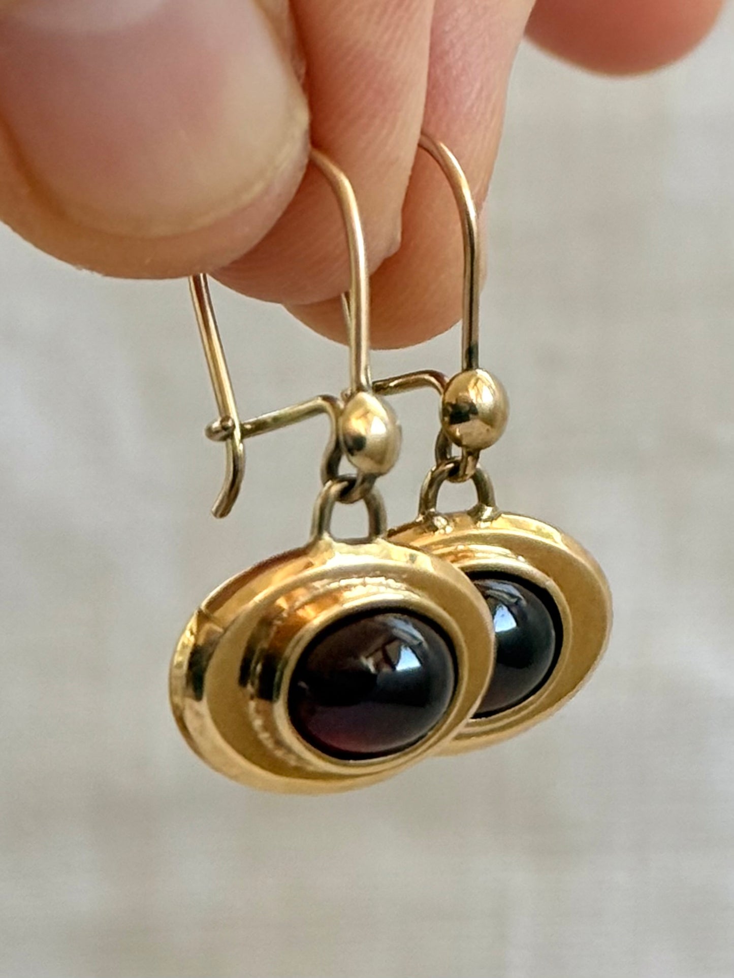 .15ct rose gold .1942 .625 gold Garnet cabochon gemstone collectors oval heirloom cufflink drop dangle earrings