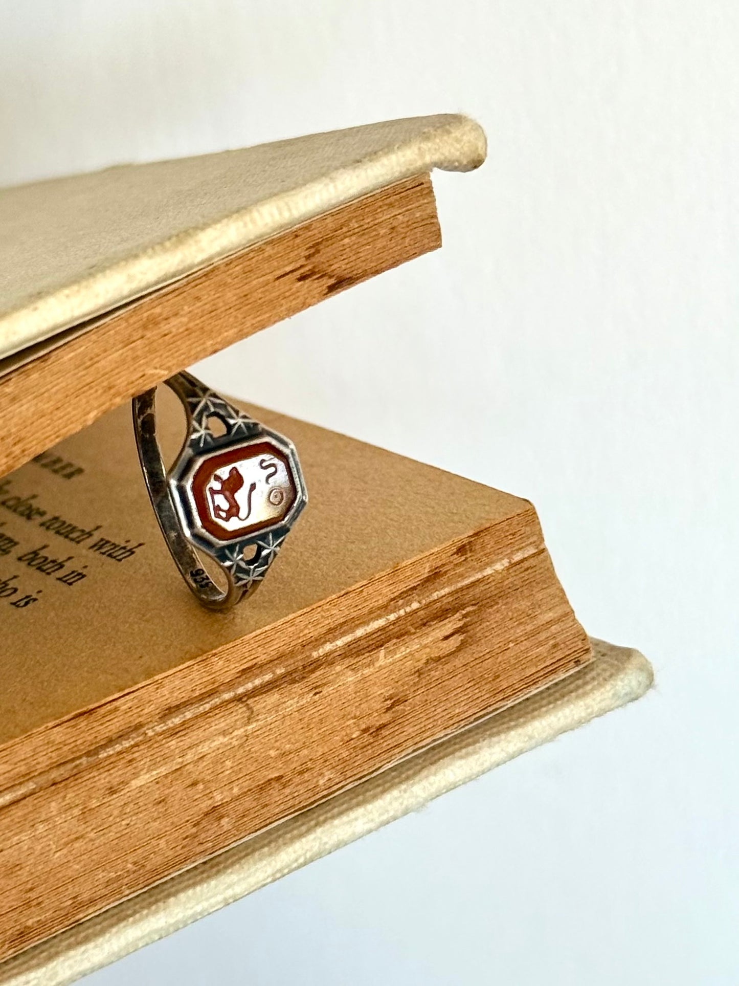 .1910s .1920s .935 Art Deco style Carnelian intaglio Leo Lion signet seal Zodiac Star Sign token ring.