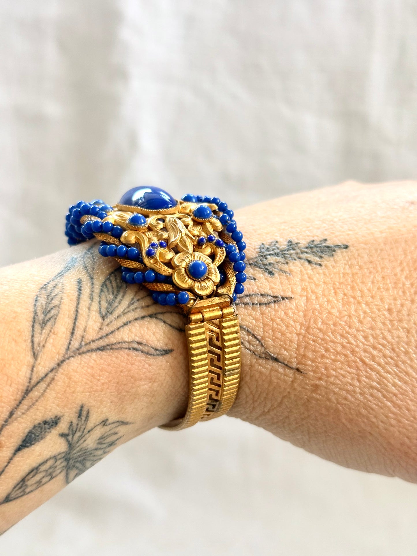 .1870s .1890s antique Baroque revival gold plated E.A. Bliss clasp bangle