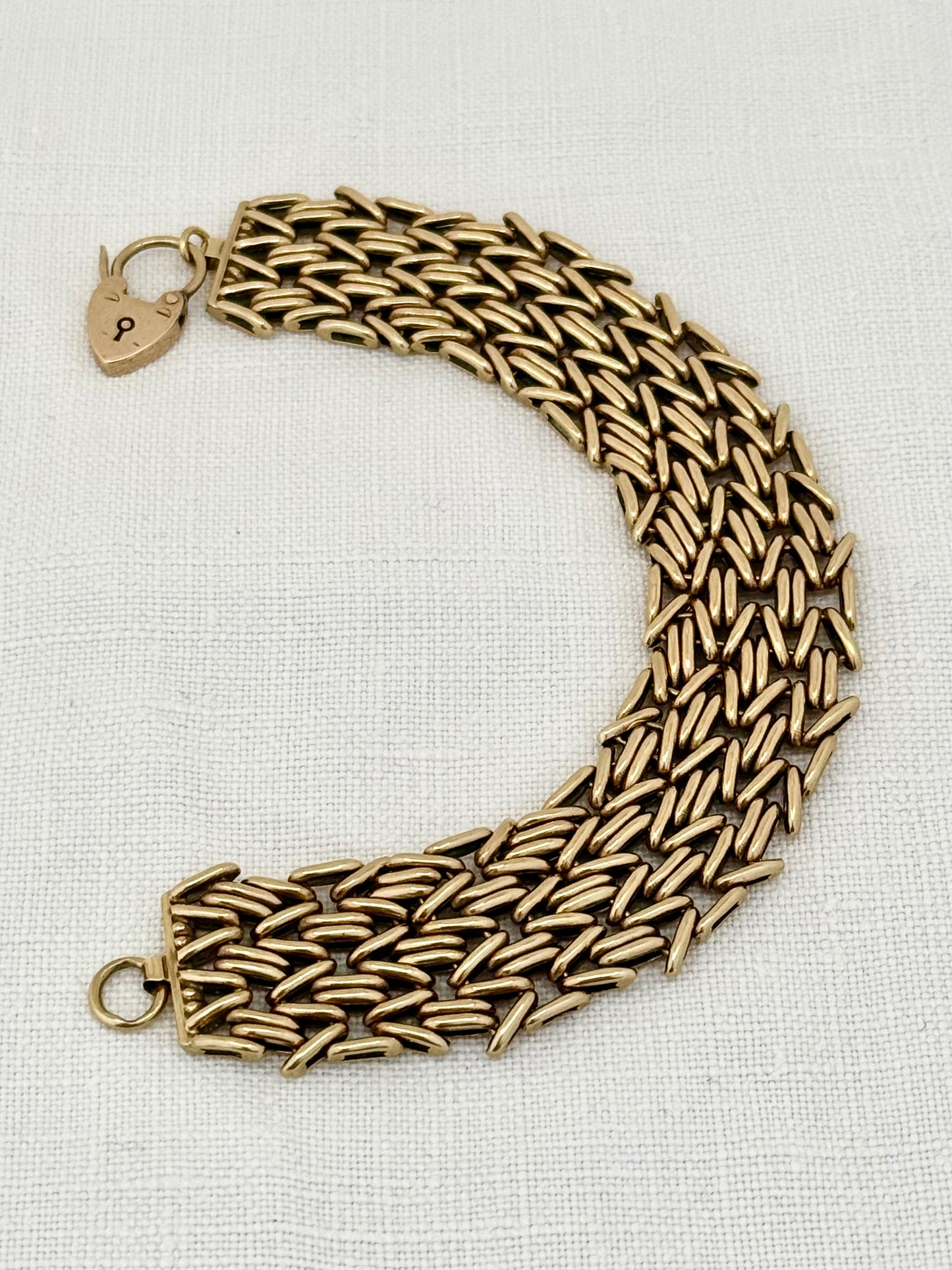 .1960 .1964 .375 9ct gold solid fancy link wide chunky width fancy link gate chain chain bracelet with gold heart padlock clasp