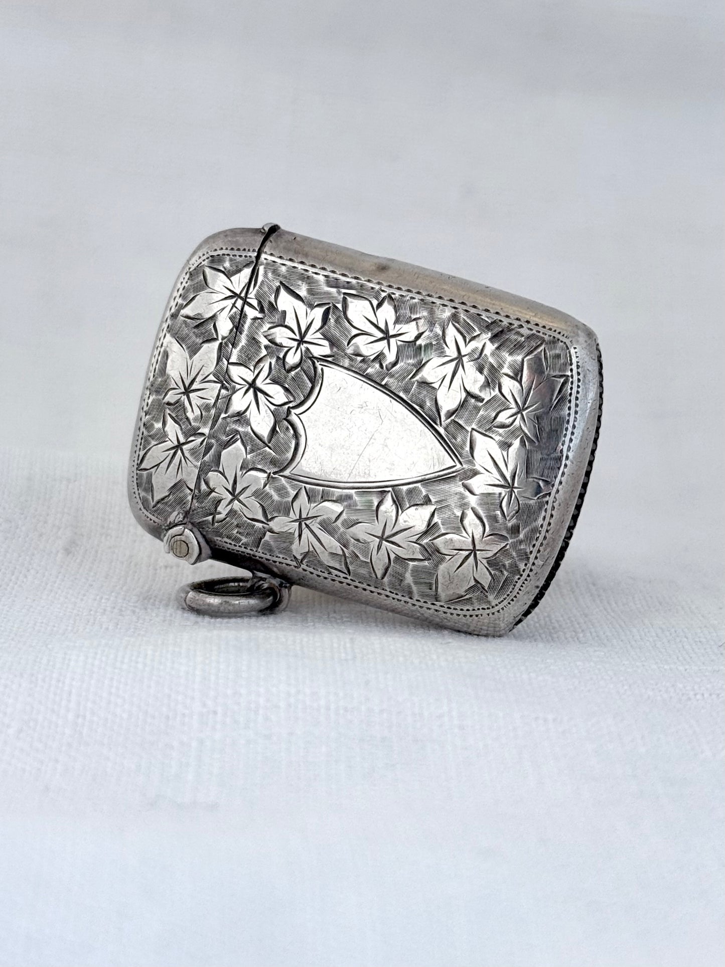 .1901 .925 antique Birmingham silver hallmarked Edwardian ivy leaf sterling silver Vesta Match case Match safe pendant locket