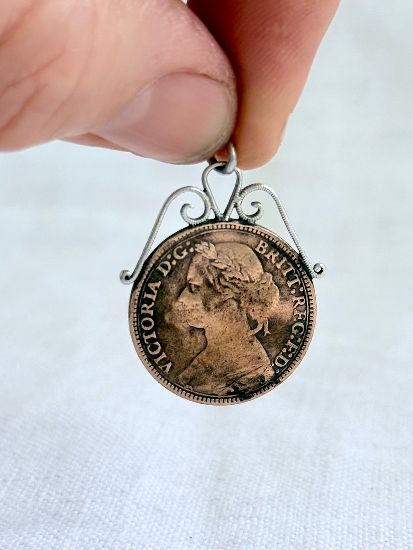.1875 antique English Queen Victoria Love Token 1 Farthing antique sweetheart coin token pendant