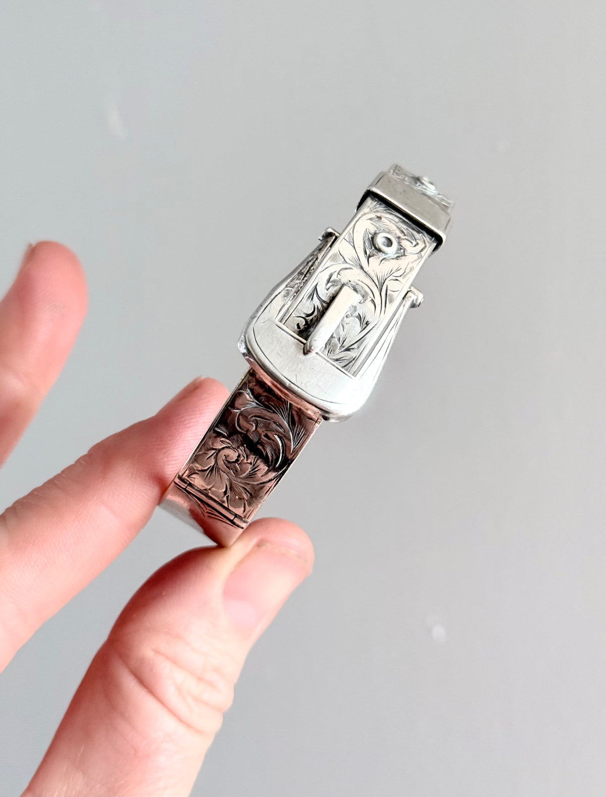 .1957 .925 Chester hallmarked silver Buckle symbolism rare Victorian revival silver clasp cuff sterling silver bangle