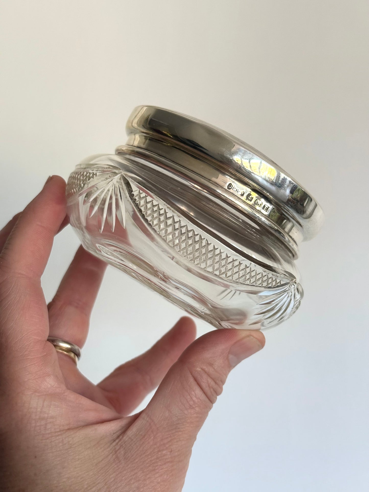 .1929 .925 antique Art Deco fancy engraved engine turned round pressed pattern bubble glass sterling silver lidded vanity powder bowl jar