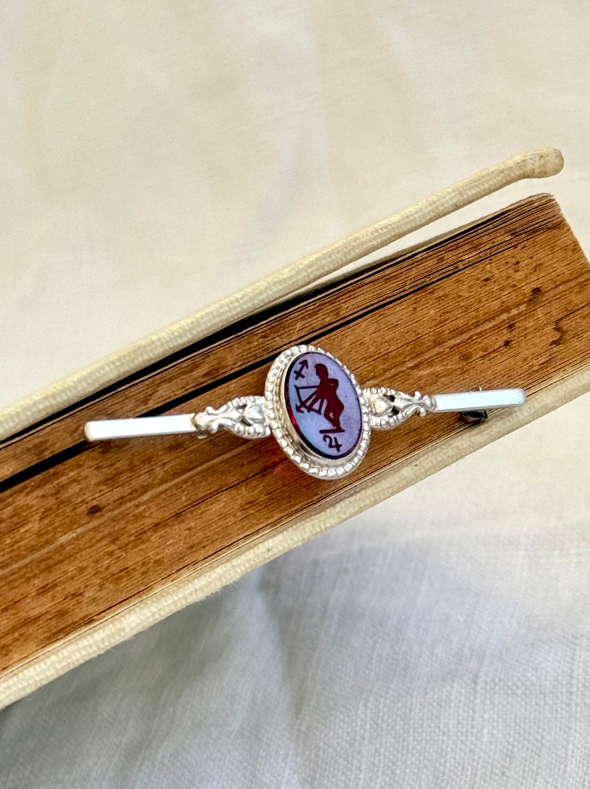 .1920s .925 Art Deco revival 1940s Zodiac Sagittarius reverse crystal glass intaglio sterling silver bar brooch