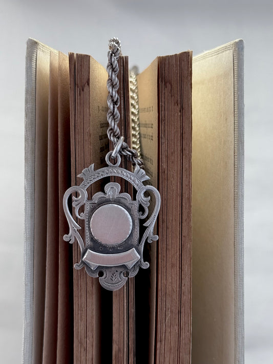 .1901 .925 antique beautiful open fret sterling silver fob medallion on 71cm long retro chunky rope chain necklace