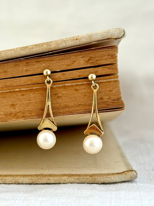 .1950s .375 .9ct architectural elegant gold and pearl drop dangle post stud push in earrings