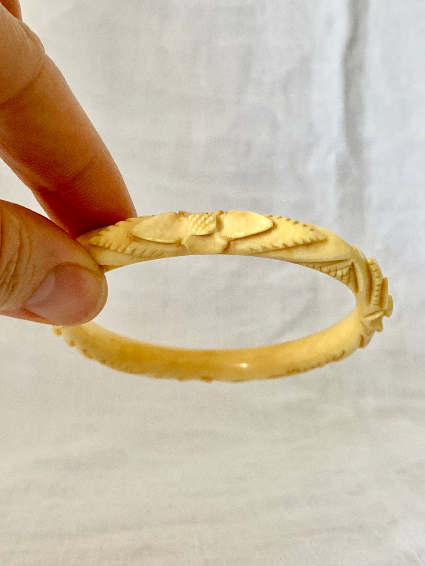 1900s Arts & Crafts antique pre ban ivory bone hand carved Victorian revival Edwardian era floral ivory stack bangle