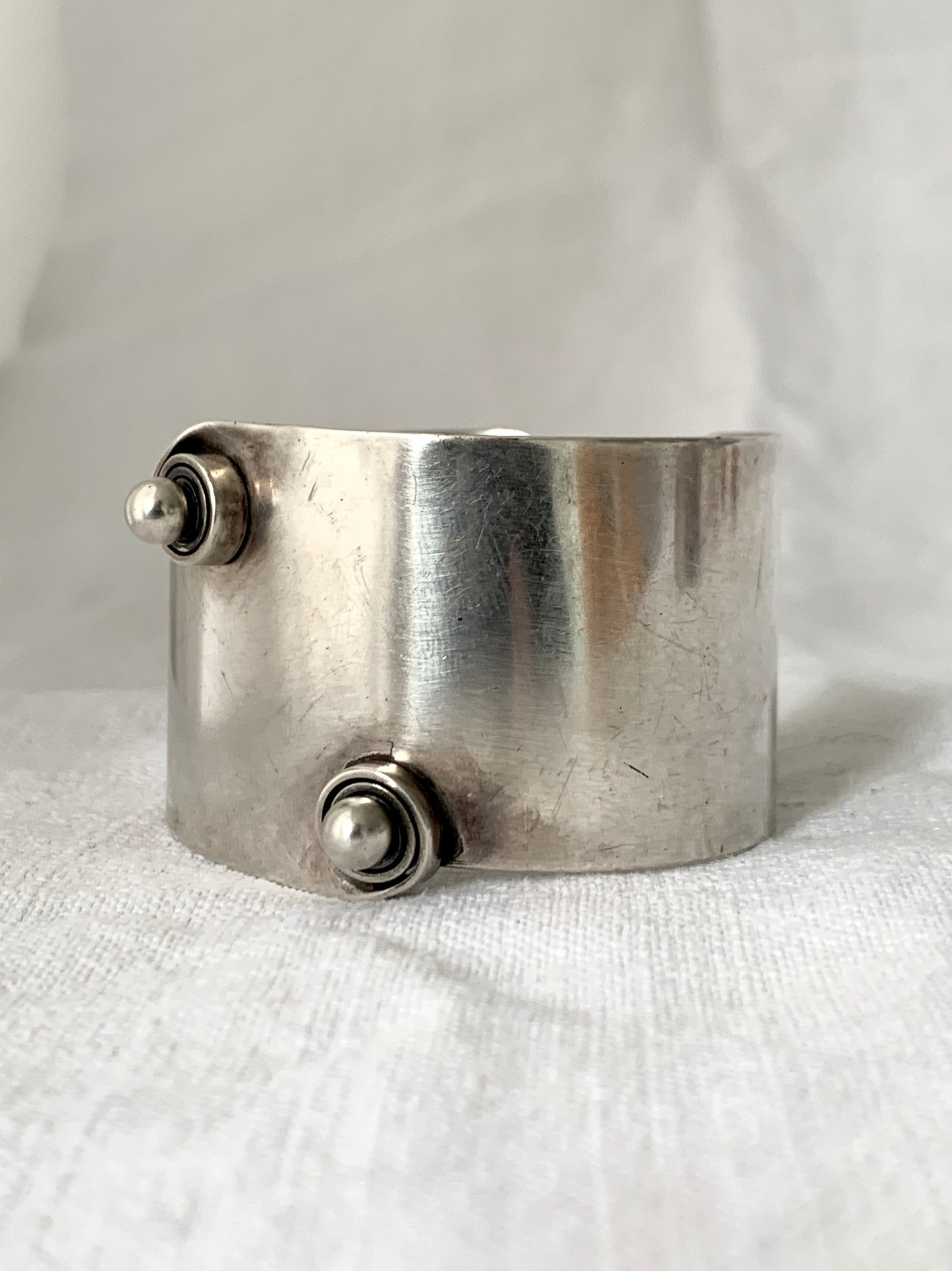 .925 1950s 1960s American Orb Sphere MCM abstract rare and collectable designer Otto Robert Bade Mid Century Modern sterling silver Modernist artisan made collectors cuff bangle