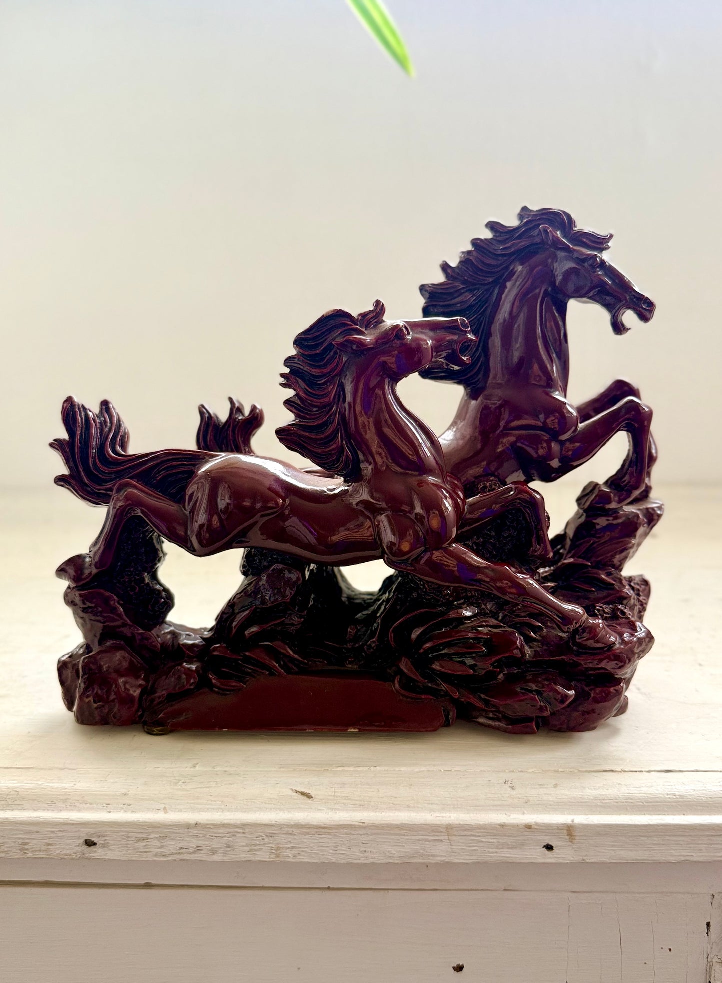 .1950s Chinese vintage red resin galloping running horses figurine statue in Feng Shui Style