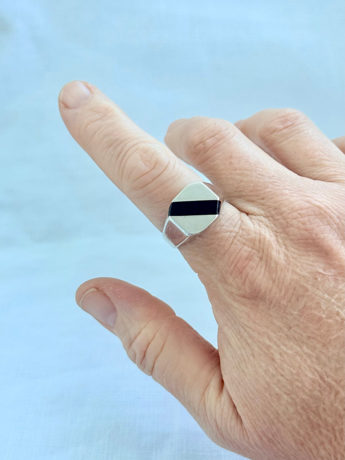 .2000s .925 modernist South African designer Onyx gemstone sterling silver signet geometric seal ring