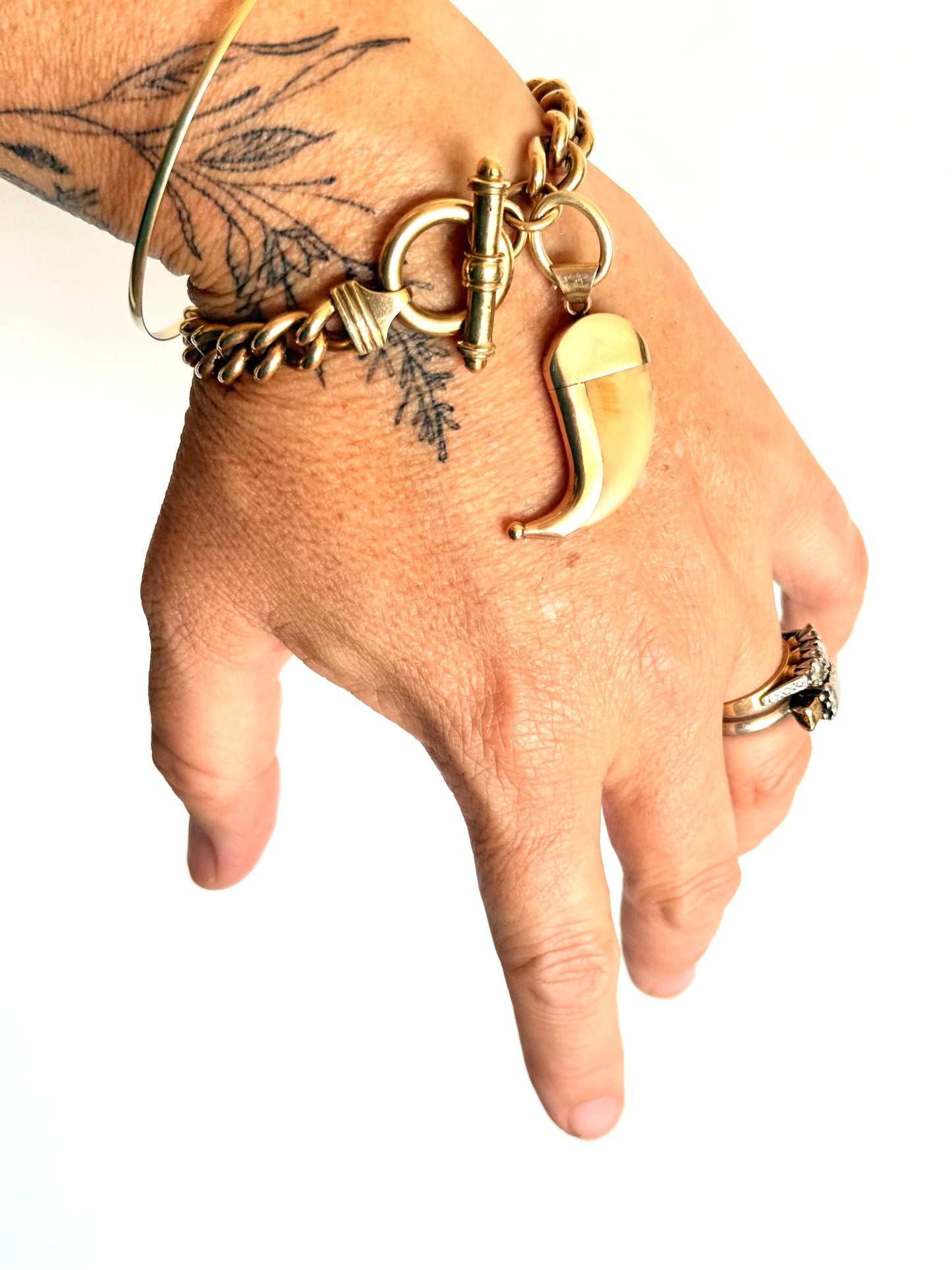 .375 .9ct yellow gold modernist chunky gold solid and heavy gold wide link t-bar toggle chunky fob chain curb bracelet