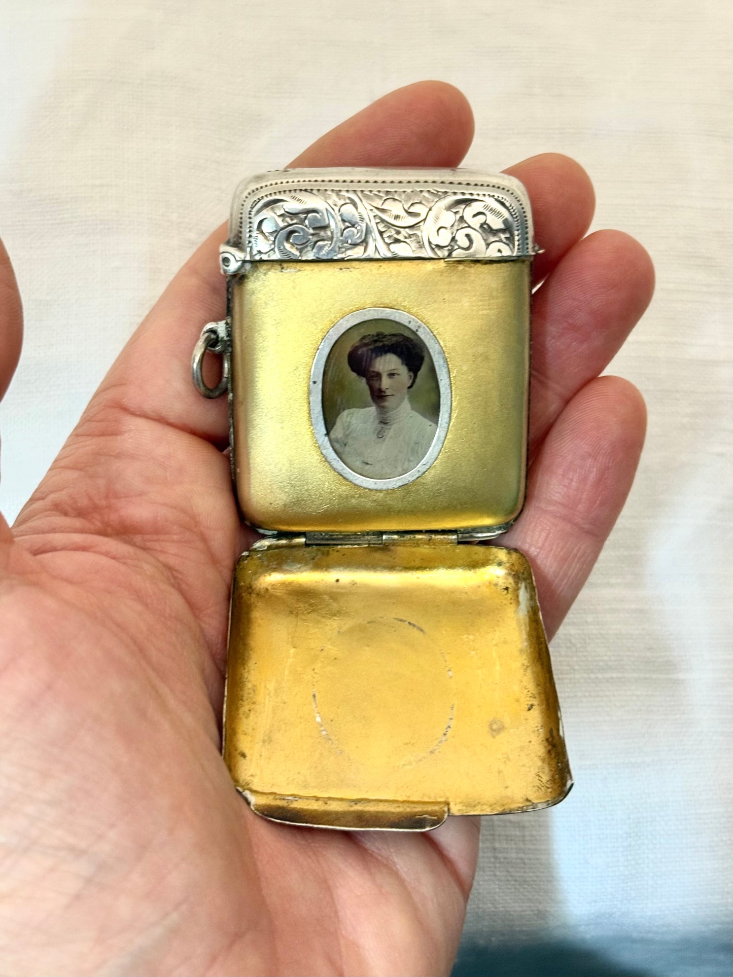 .1901 .925 antique collectors Rare Edwardian Victorian 1901 Sterling Silver Combination Match Vesta Photo frame Locket cheroot case pendant