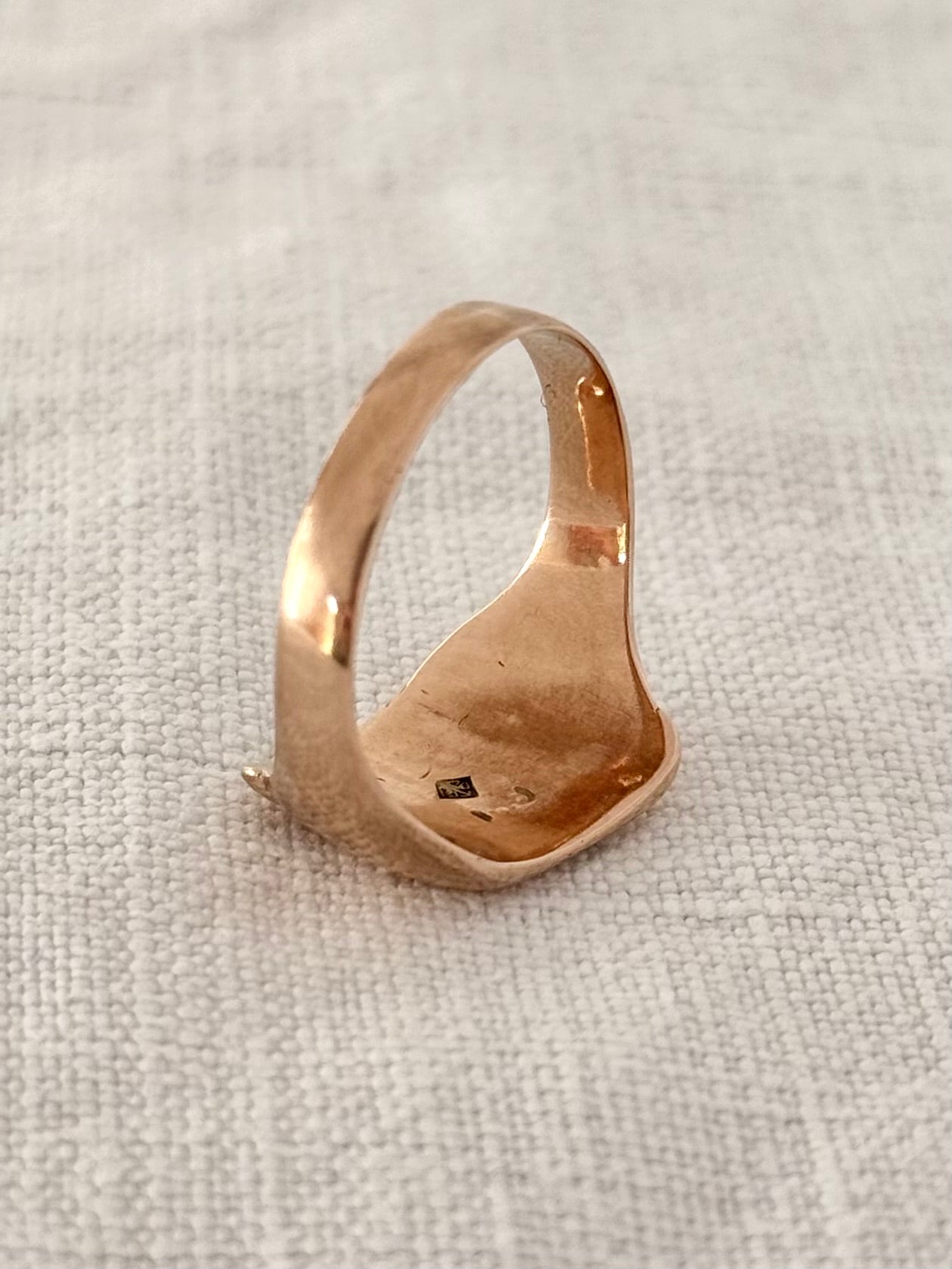 .1930s .375 .9ct rose gold Arts & Crafts Art Nouveau revival free form free flow geometric rectangular signet ring