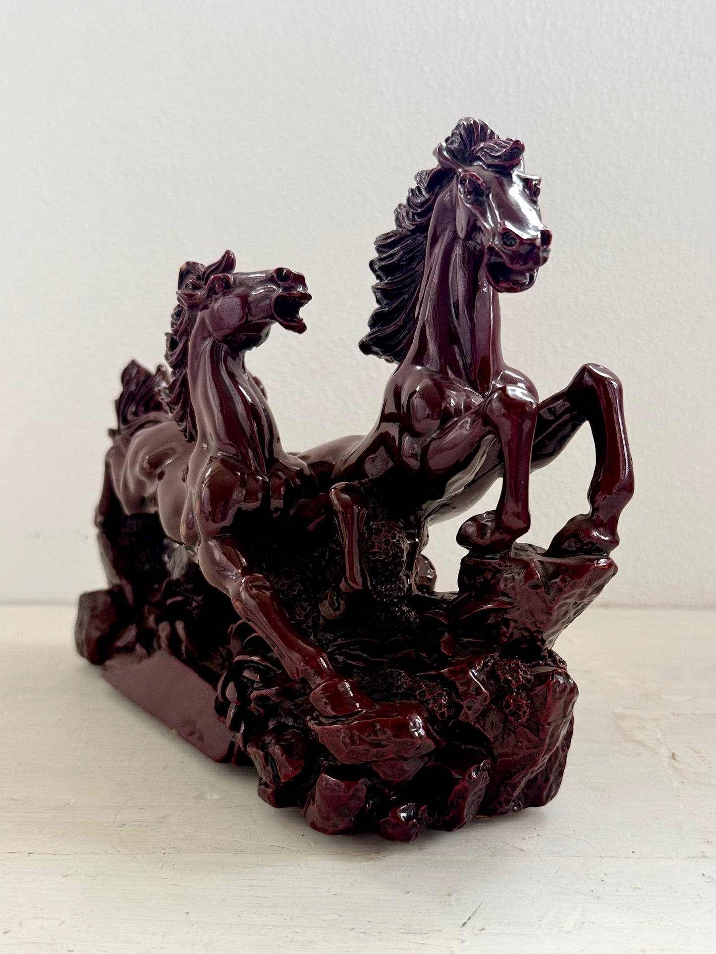 .1950s Chinese vintage red resin galloping running horses figurine statue in Feng Shui Style