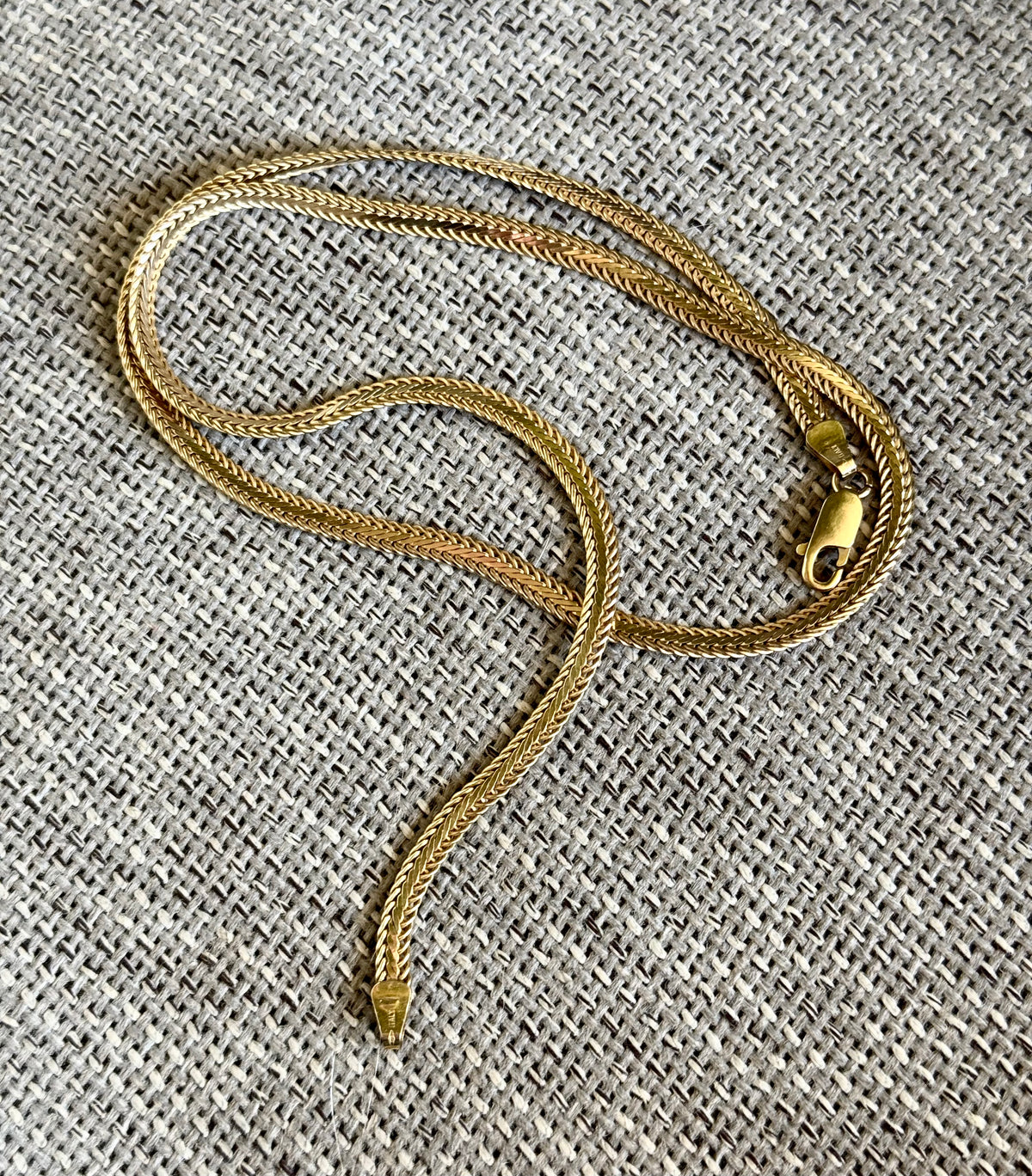 .1980s .1990s .375 .9ct gold classic solid flat snake chain tight link modernist yellow gold classic snake chain necklace