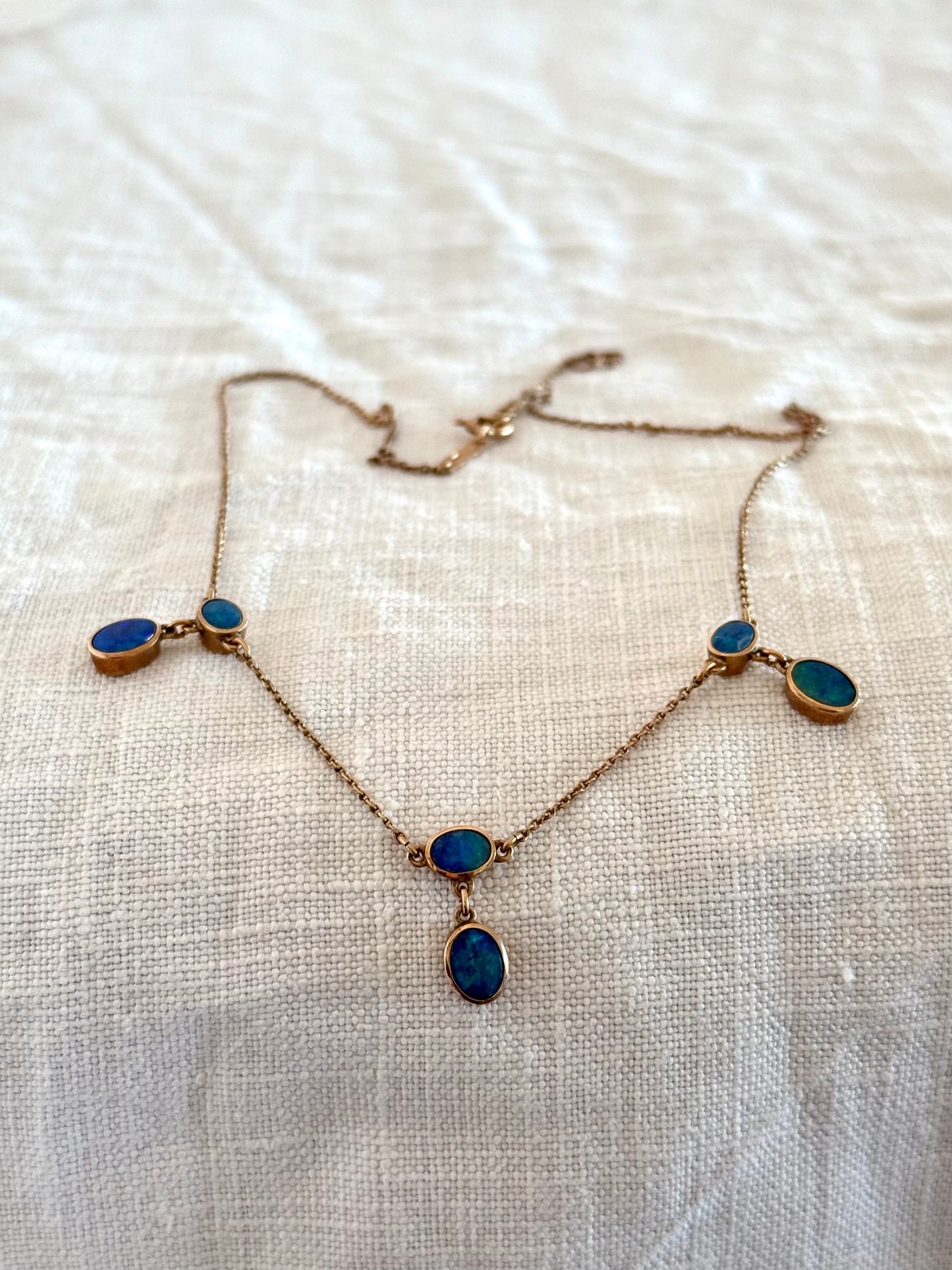 .1917 .375 .9ct Antique Art Nouveau 9ct rose gold Lariat Riviera Natural black Australian boulder Opal elegant drop dangle necklace