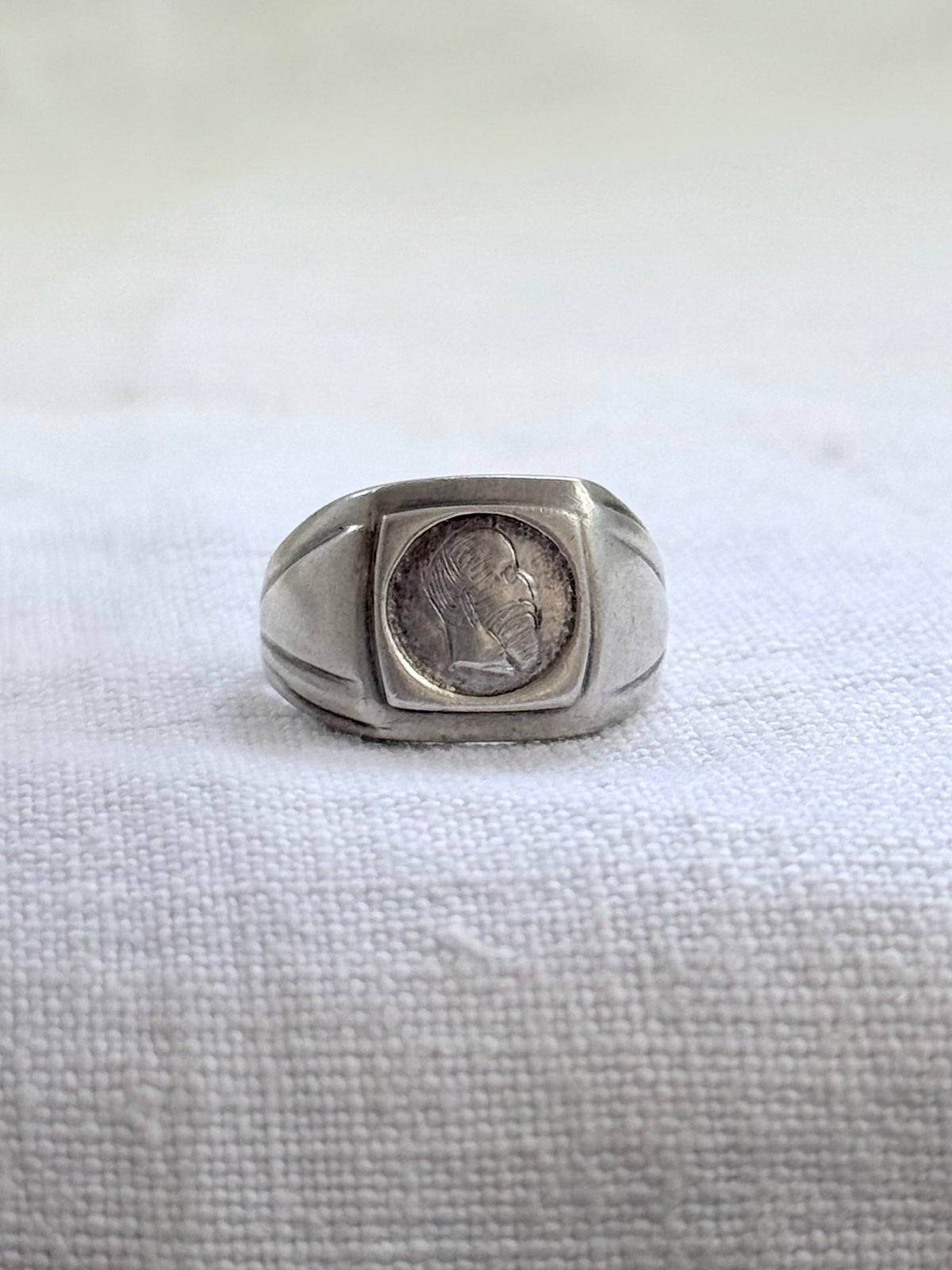 .1970s .925 silver classic revival Mexican Emperor Maximilian silver signet seal ring