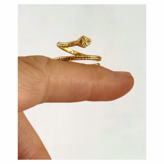 .1910s .1920s .20ct .833ct Arts & Crafts hand made high carat gold coiled serpent snake ring