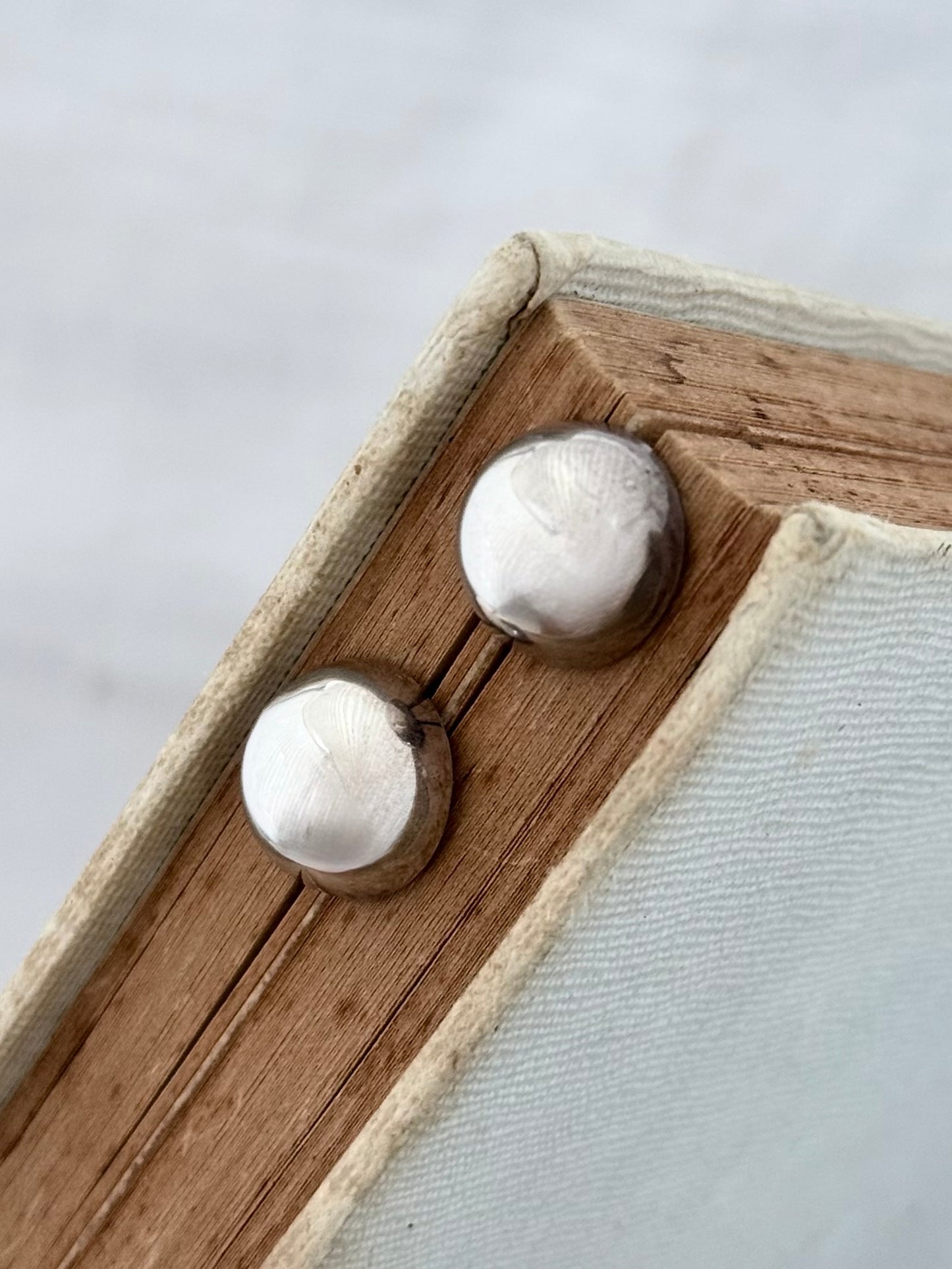 .1970s .1980s .925 domed button Classic sterling silver medium domed button circle post stud earrings