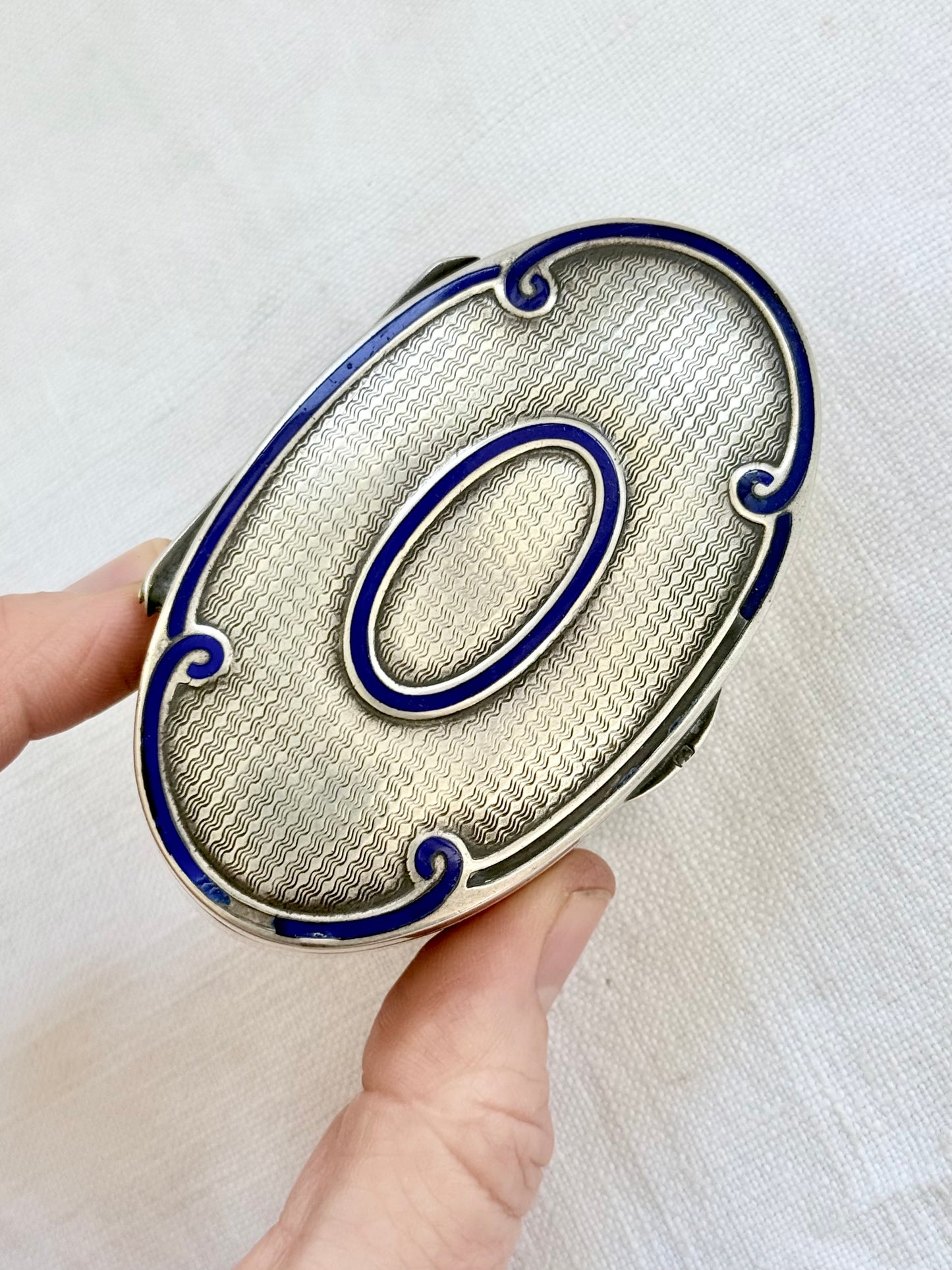 .1912 .925 antique Edwardian fine solid sterling silver blue enamel well sized oval shaped lidded trinket box
