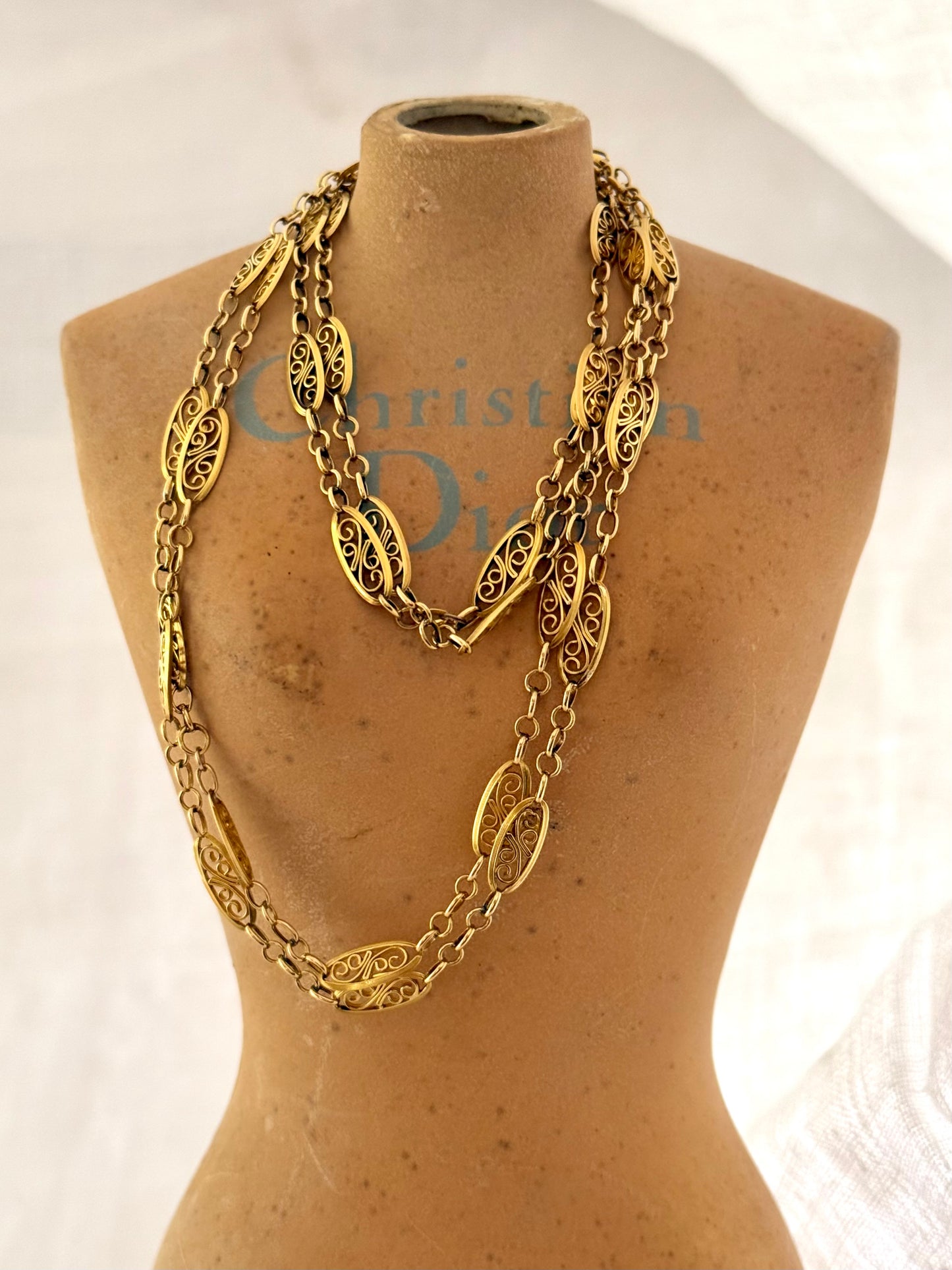 .101cm .1870s .1910s .18ct .750 antique long French Belle Epoque openwork fancy yellow gold marquise filigree guard chain necklace