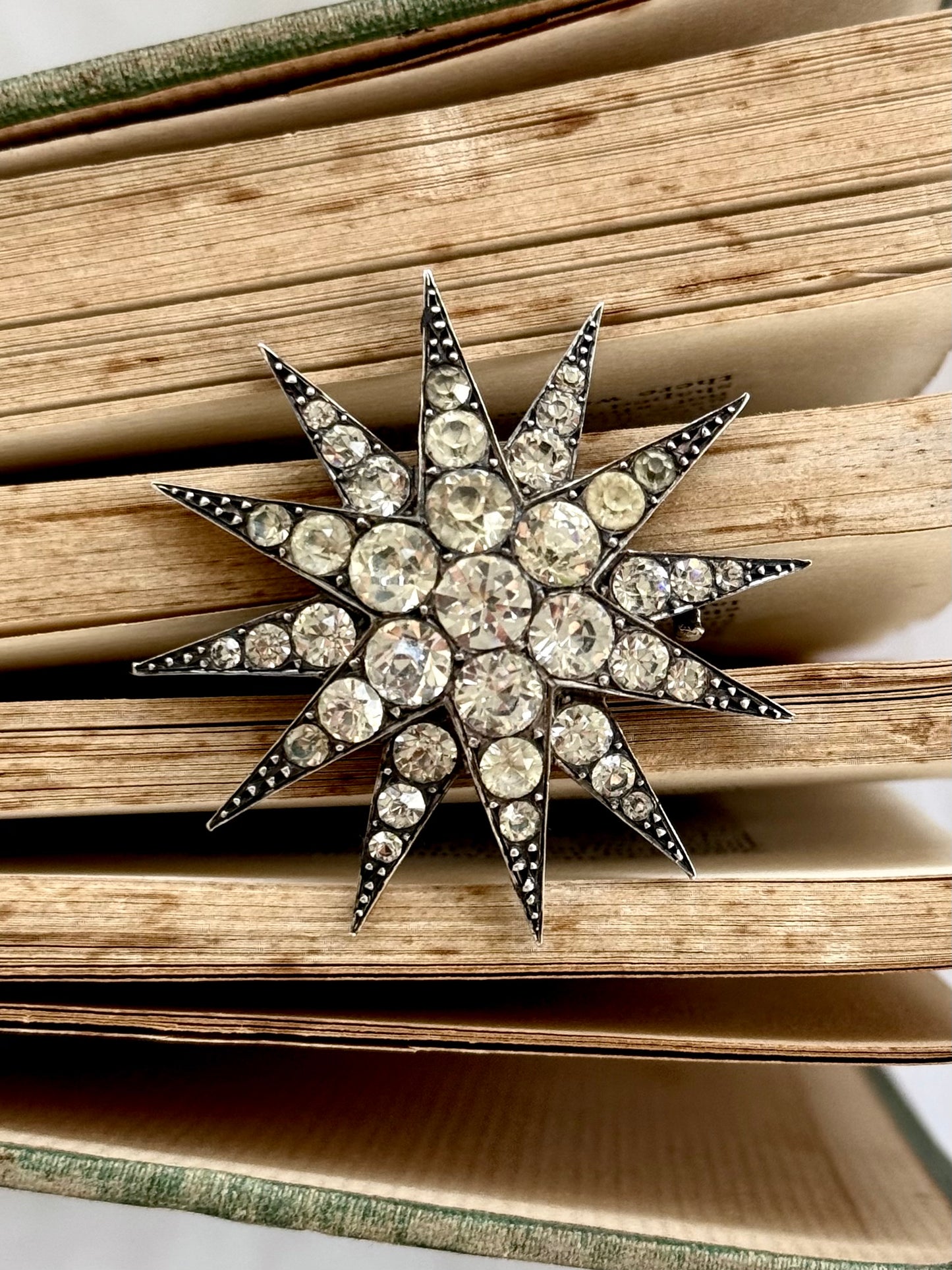 .1880s .1900s antique .900 silver Victorian Edwardian large Celestial starburst star bright hand cut paste gemstone true antique celestial star brooch