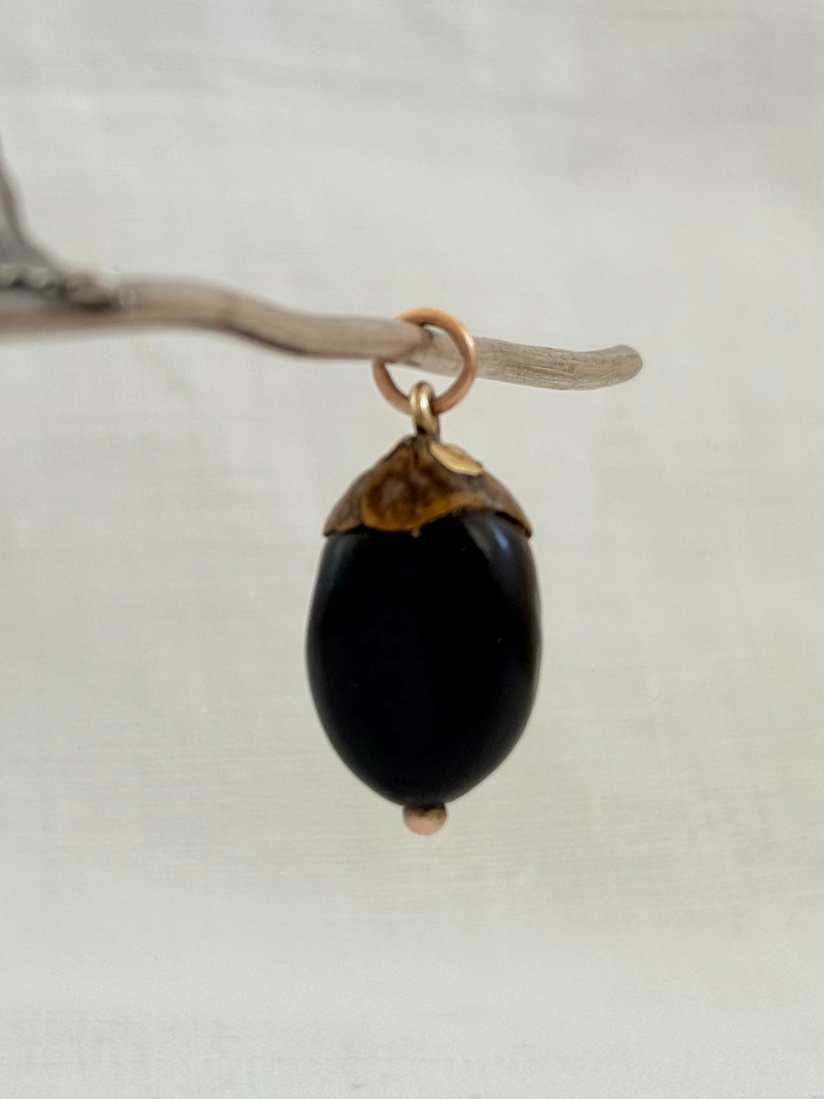 .1890s .1900s .9ct gold antique rare organic lucky bean sea bean exotic token pendant