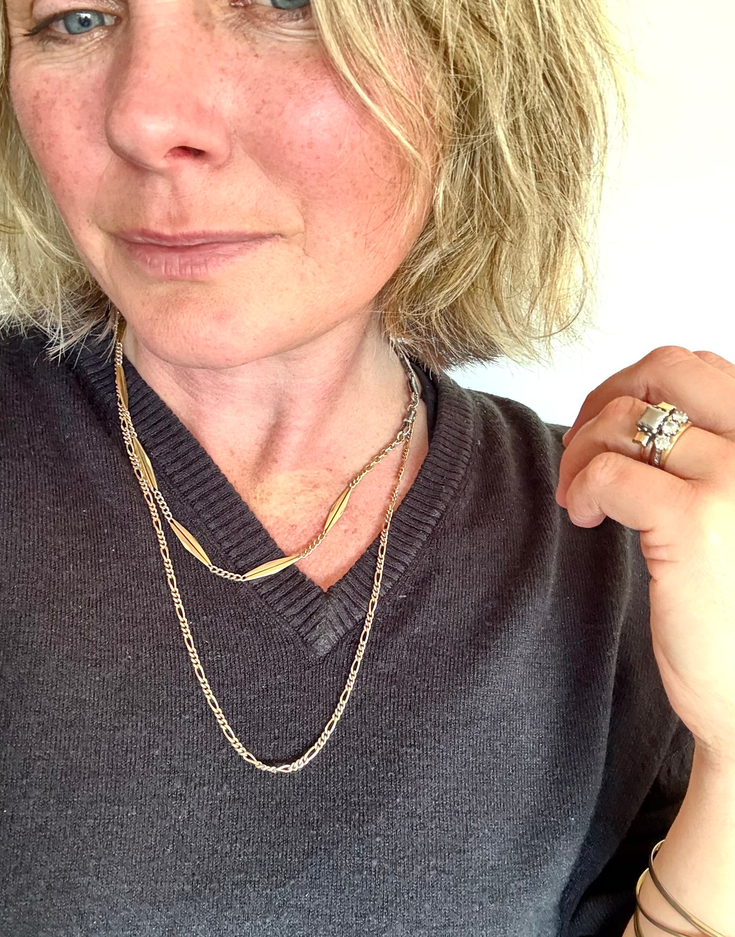 .1970s .375 .60cm long .9ct gold buttery gold retro Figaro gold chain classic well sized Figaro chain link necklace