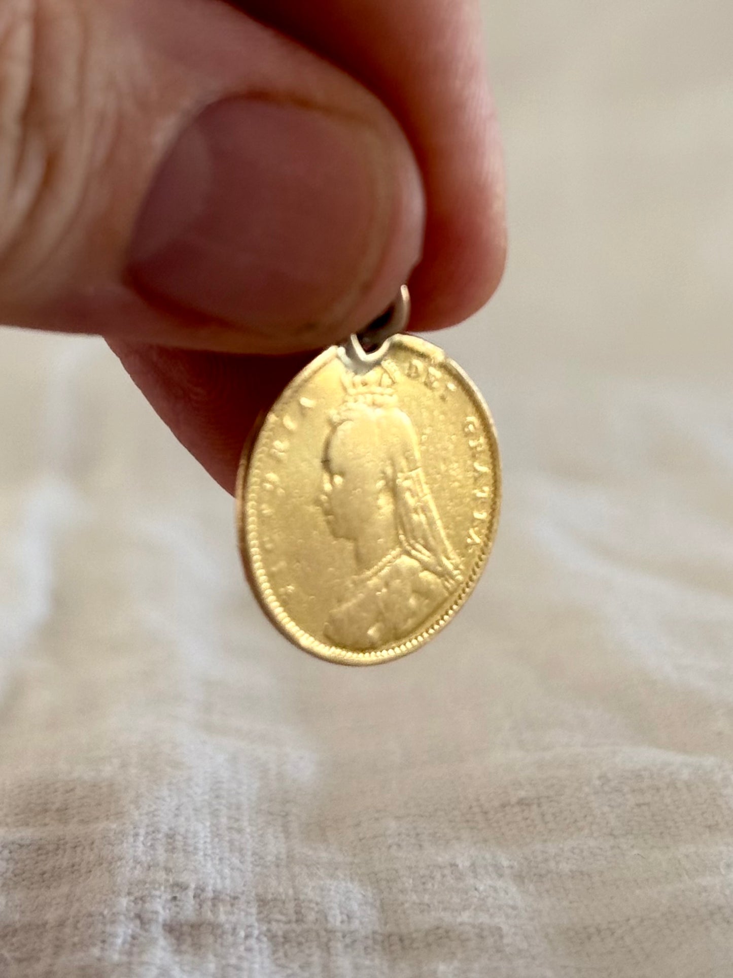 .1890 .22ct gold true antique half sovereign Victorian fine gold coin pendant