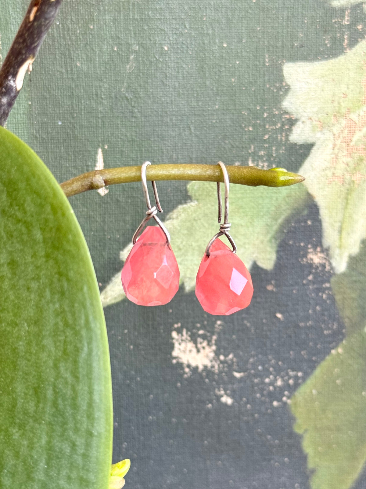 .925 Cherry Quartz gemstone Briolette teardrop silver artisan made boho drop dangle earrings