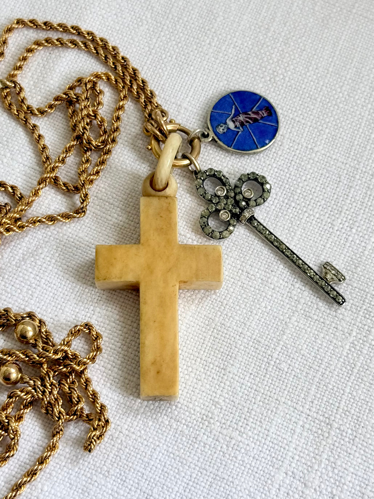 .1880s .1890s antique Victorian pre ban ivory hand carved cross pendant