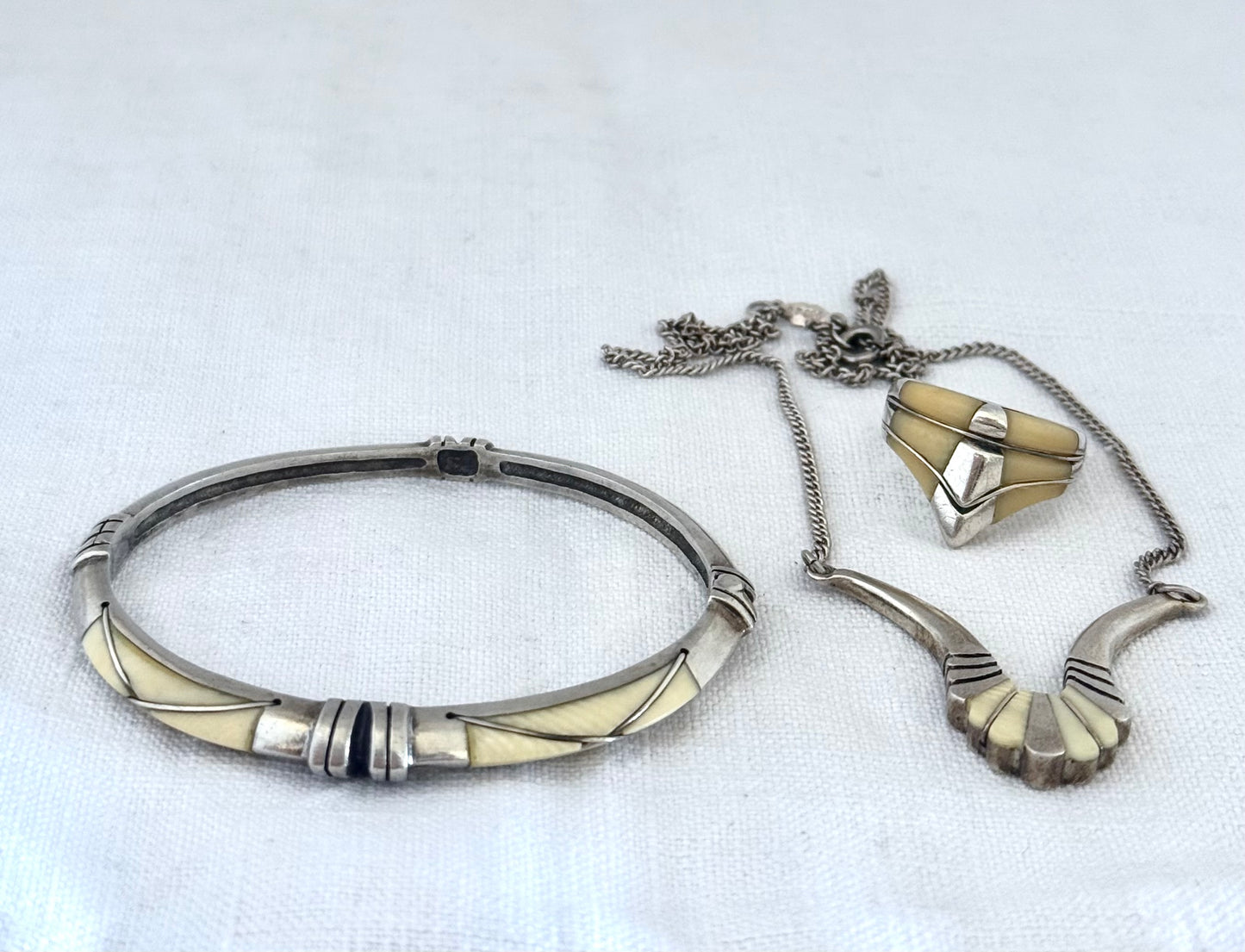 .1940s .1950s .925 modernist silver and ivory inlay tribal style MCM designer clasp bangle