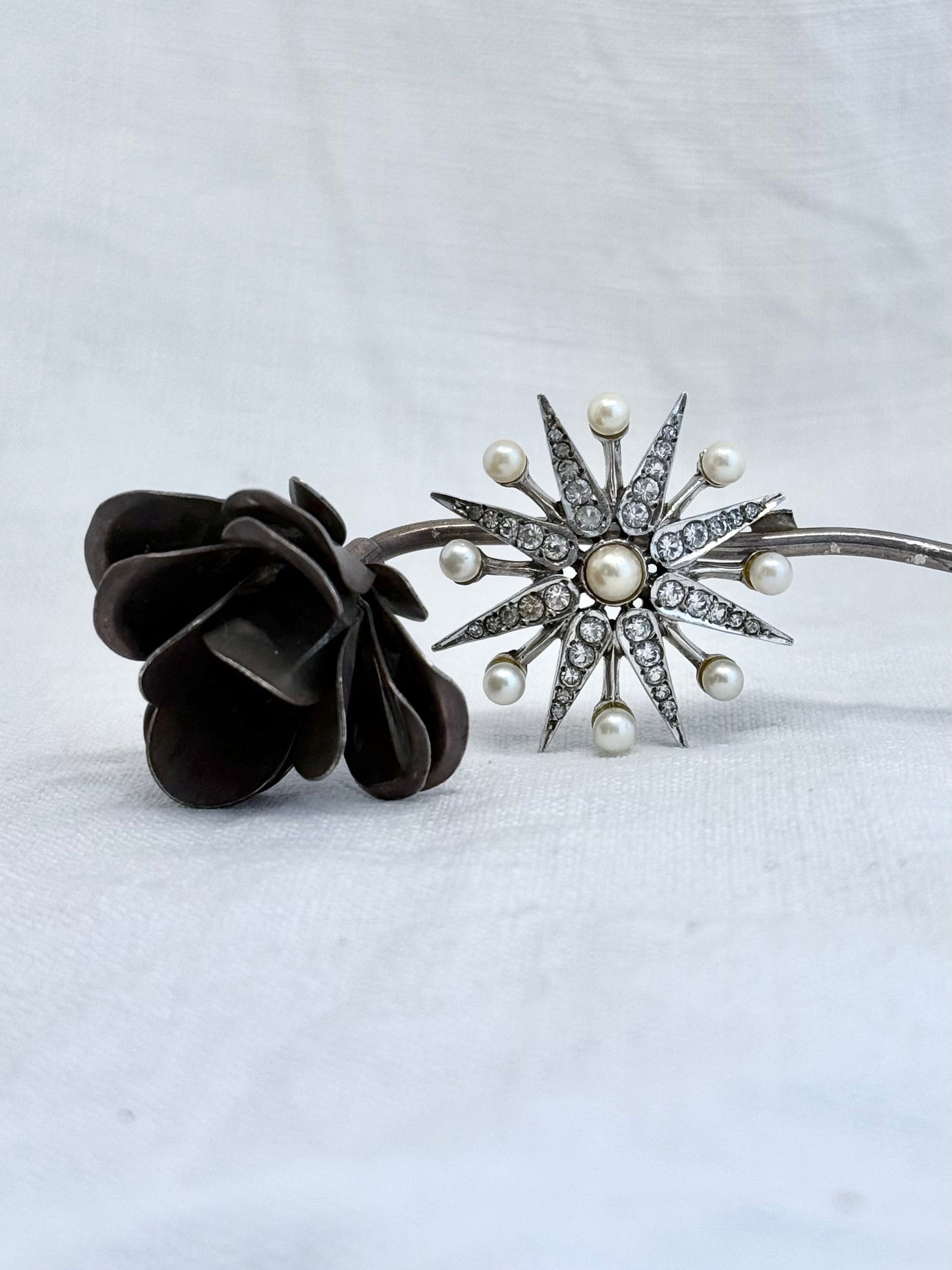 .1968 .925 Victorian revival 8 pointer sterling silver starburst star pendant with pearl and pave set diamanté gemstones