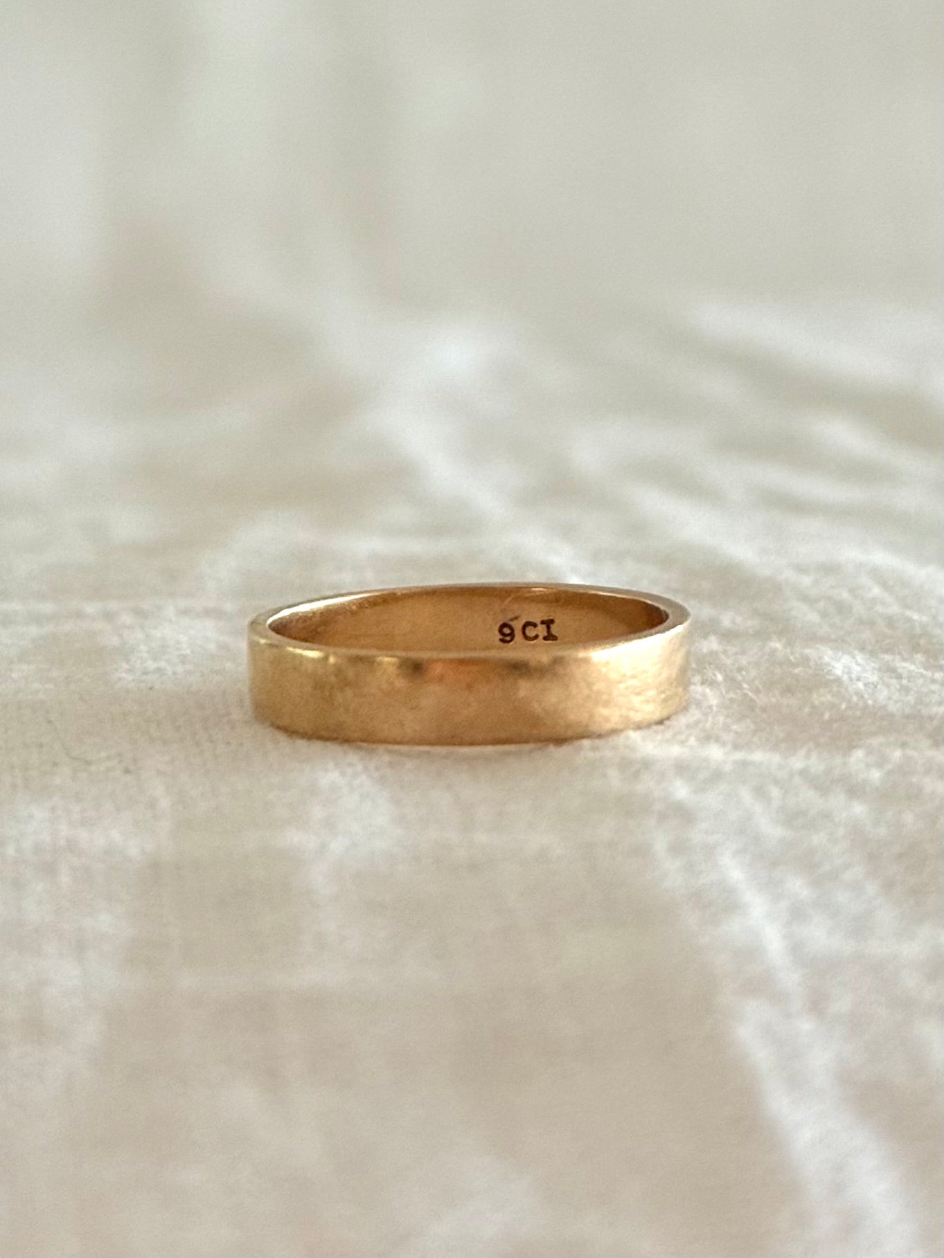 .375 .3.8mm wide .9ct yellow gold classic heirloom solid gold ring band