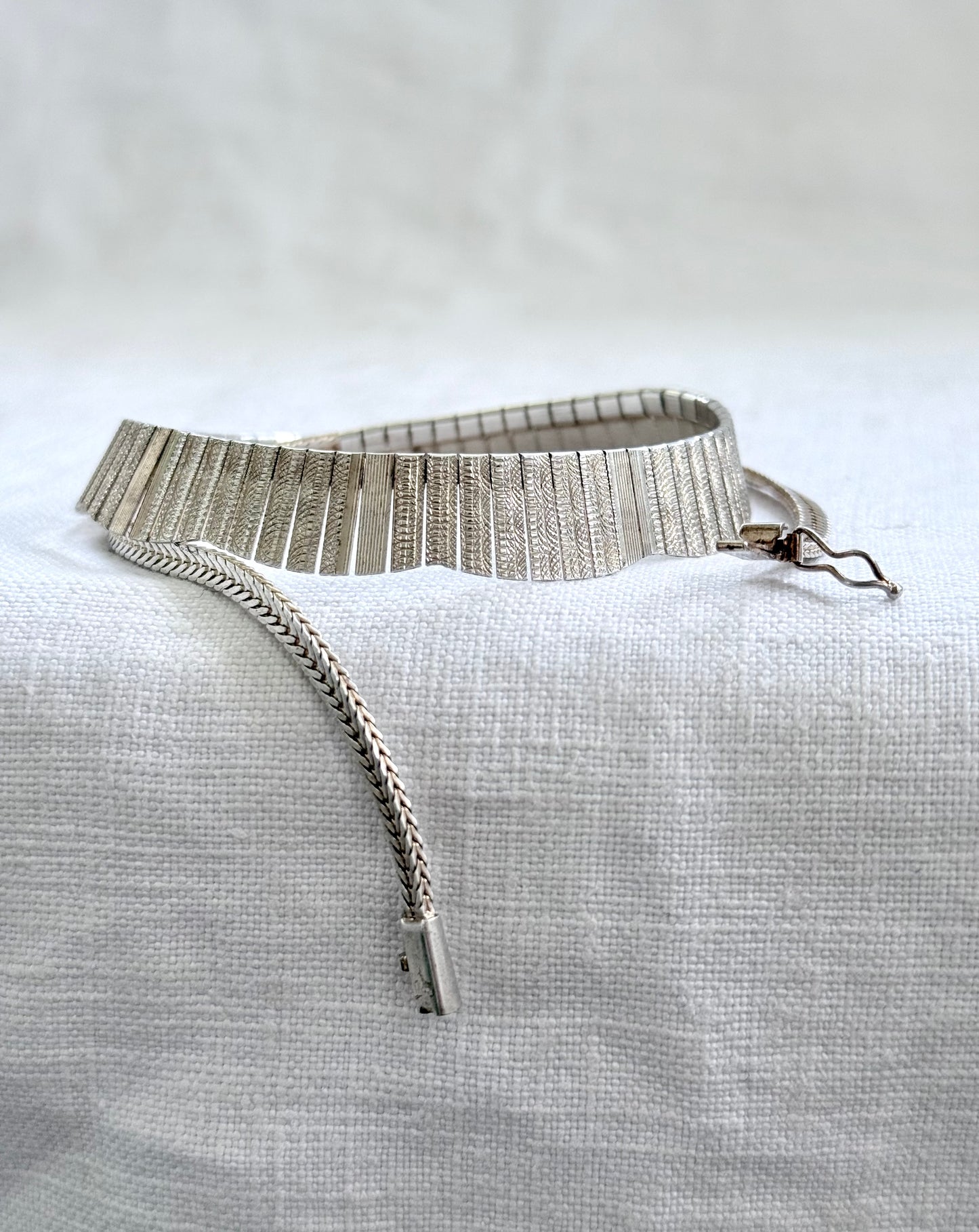 .1960s .1970s .925 Cleopatra Bib styled Scallop form textured form Mid Century Modern bib sterling silver necklace