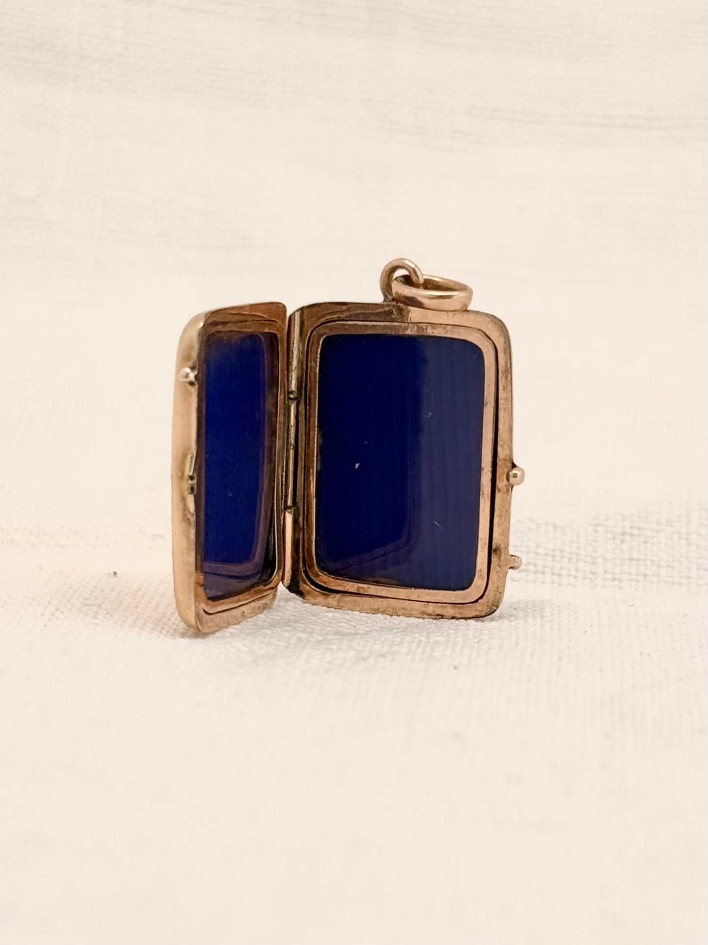 .1890s .1900s antique Victorian to Edwardian exquisite Rose Gold Cased photo locket with Opals and Pearl flower decal and Onyx gemstone back