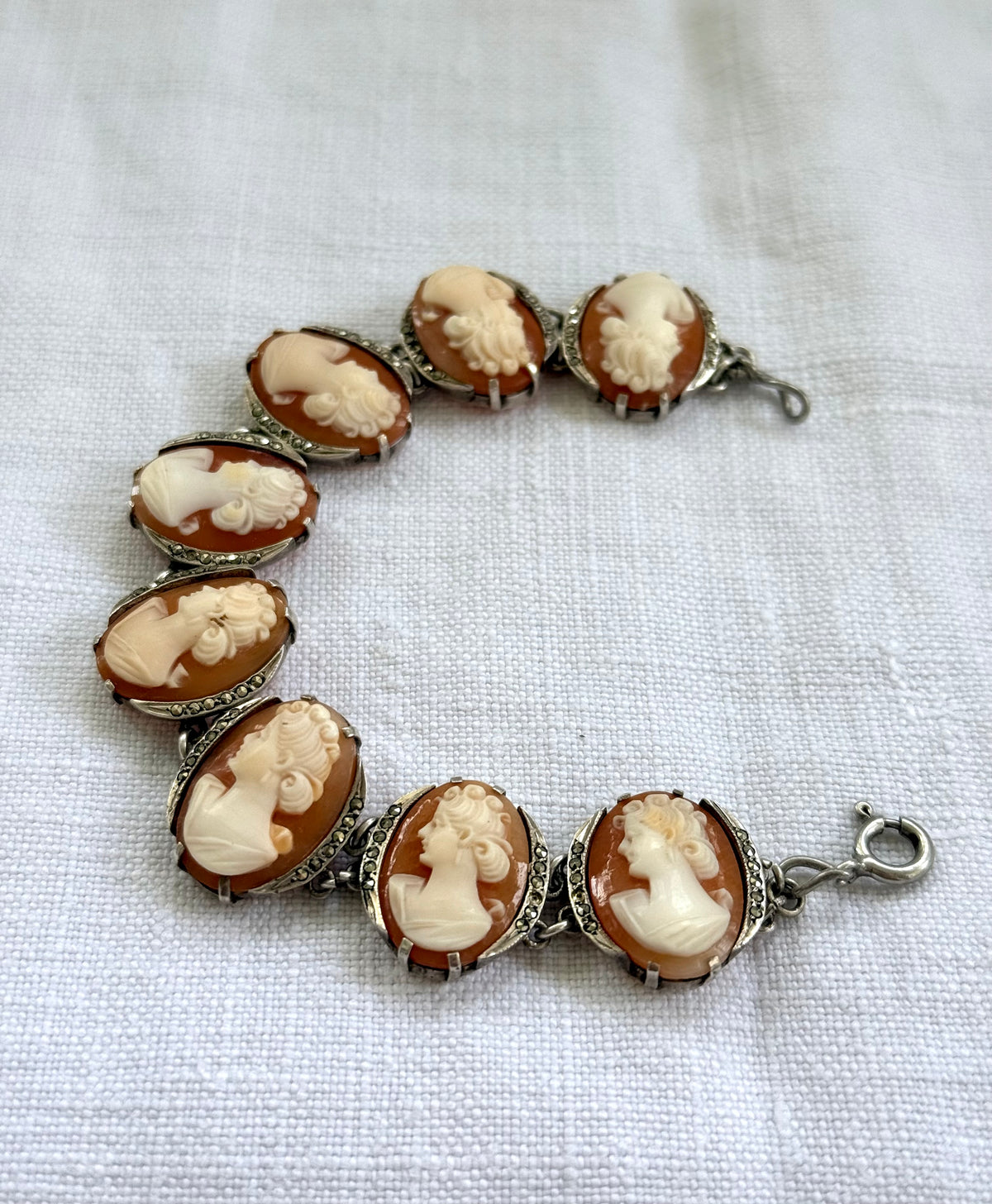 .1930s .1940s .925 artisan made fine multi cameo hand carved panel link collector fine silver bracelet