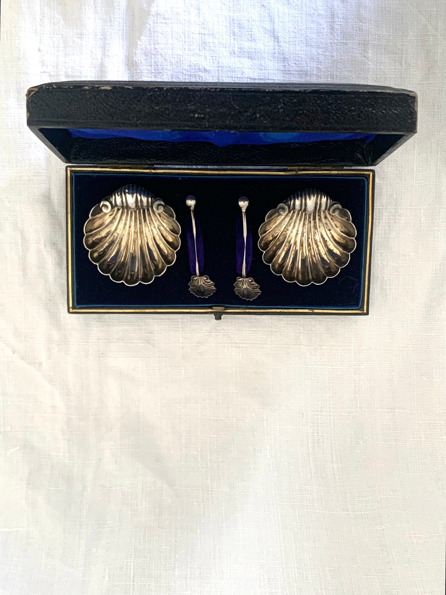 .1902 .925 Antique Clam Shell Cruet salt and pepper sterling silver set in Edwardian antique hallmarked sterling silver