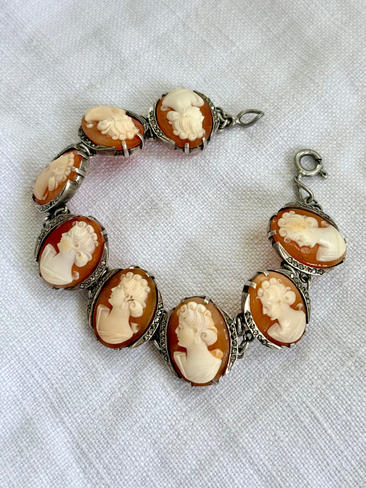 .1930s .1940s .925 artisan made fine multi cameo hand carved panel link collector fine silver bracelet