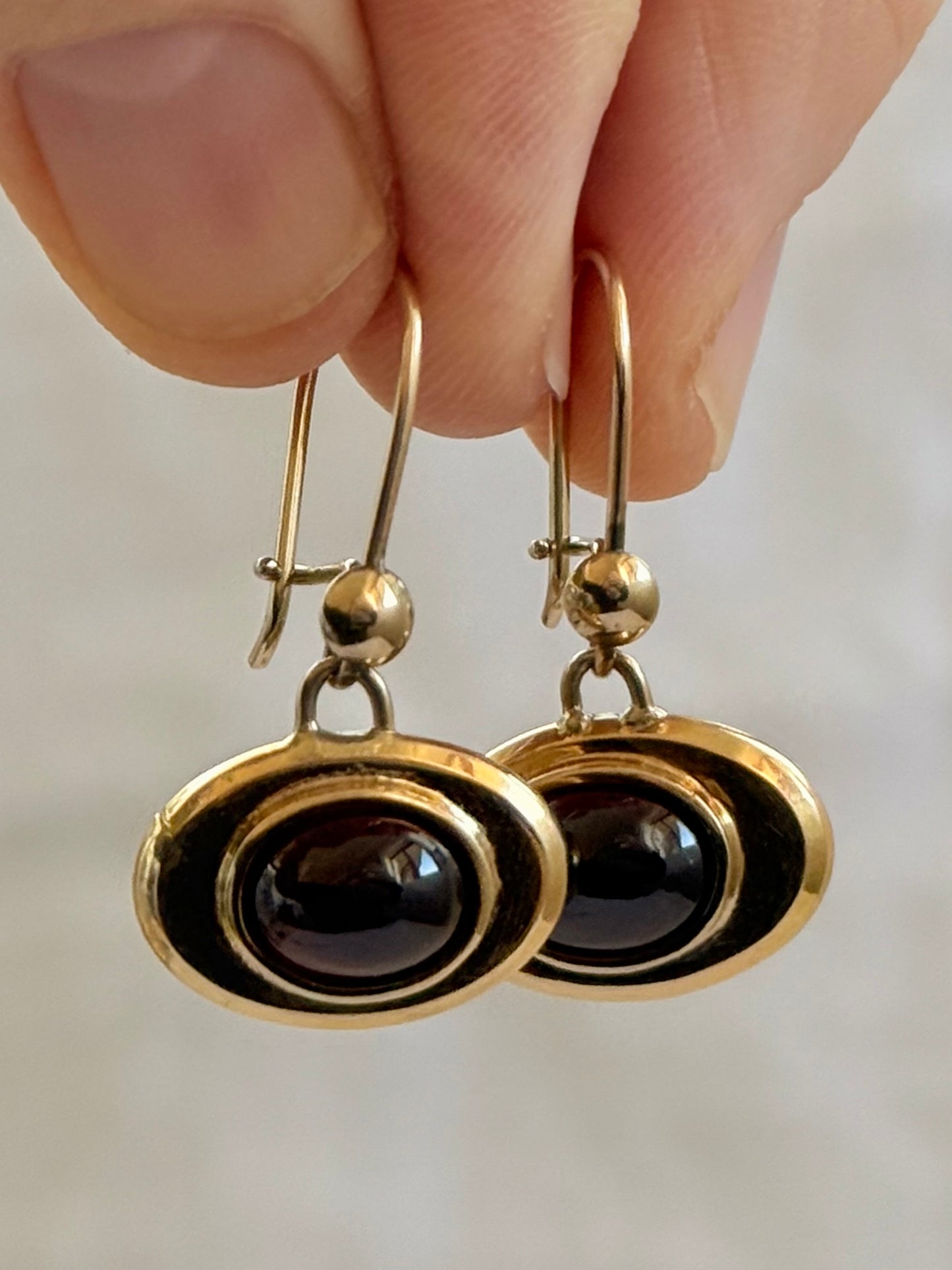 .15ct rose gold .1942 .625 gold Garnet cabochon gemstone collectors oval heirloom cufflink drop dangle earrings