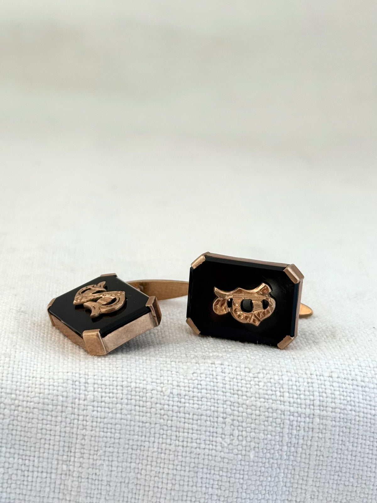 .1900s .1920s .375 .9ct Art Deco Rare antique Rose Gold and Onyx gemstone signet initial S & P cufflinks