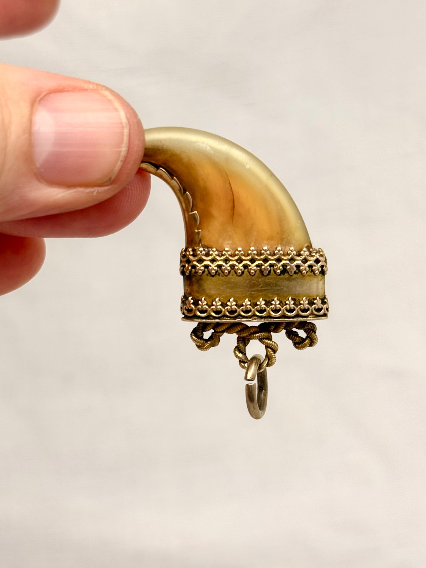 .14ct .1800s antique collectors Baroque Etruscan revival yellow gold early Victorian fine gold tiger lion claw pendant
