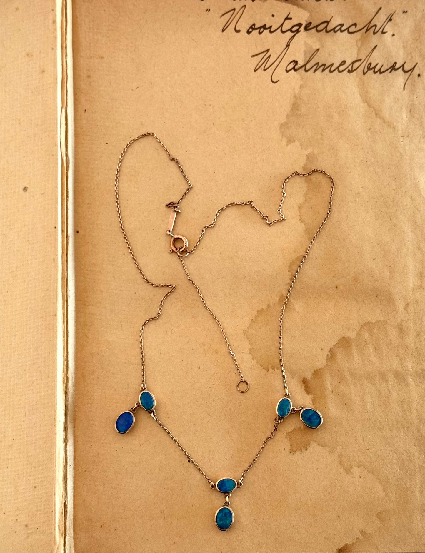 .1917 .375 .9ct Antique Art Nouveau 9ct rose gold Natural black Australian boulder Opal elegant drop dangle necklace