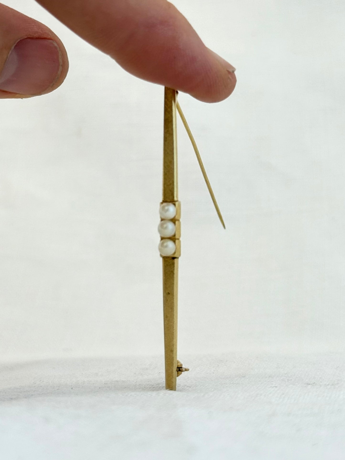 .1920s 3 pearl 375 Art Deco gold bar brooch by K&L Kordes & Lichtenfels German design team