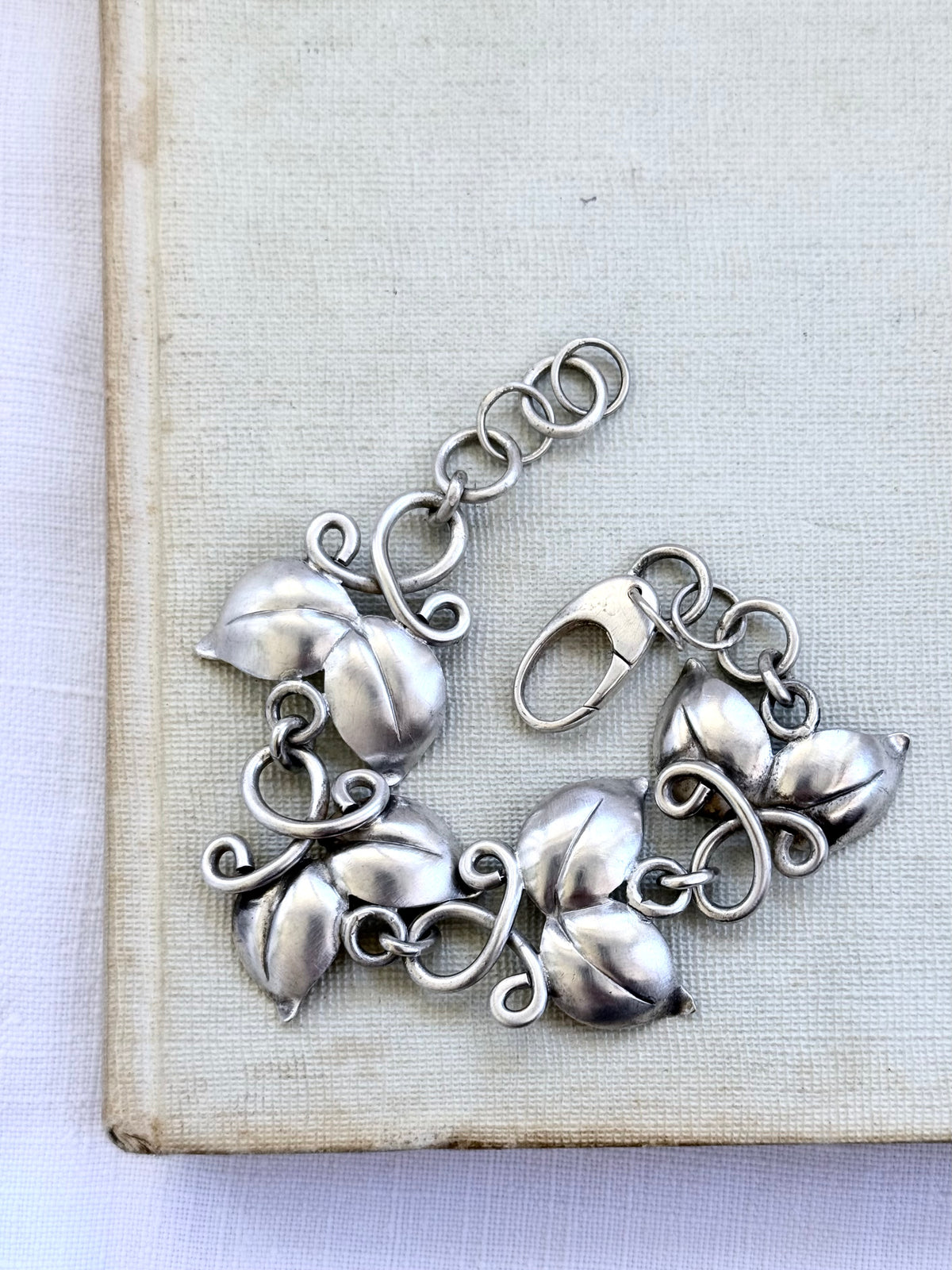 .1946 .925 Scandinavian Swedish MCM leaf solid sterling silver modernist Birger Haglund designer heirloom bracelet