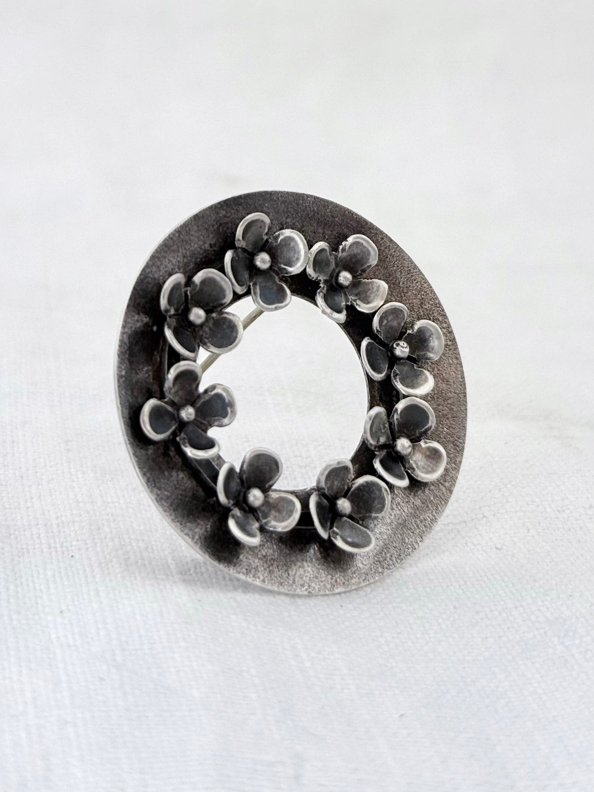 .1950s .1960s .925 sterling silver hand made modernist Mid Century Modern flower daisy wreath solid silver circle brooch