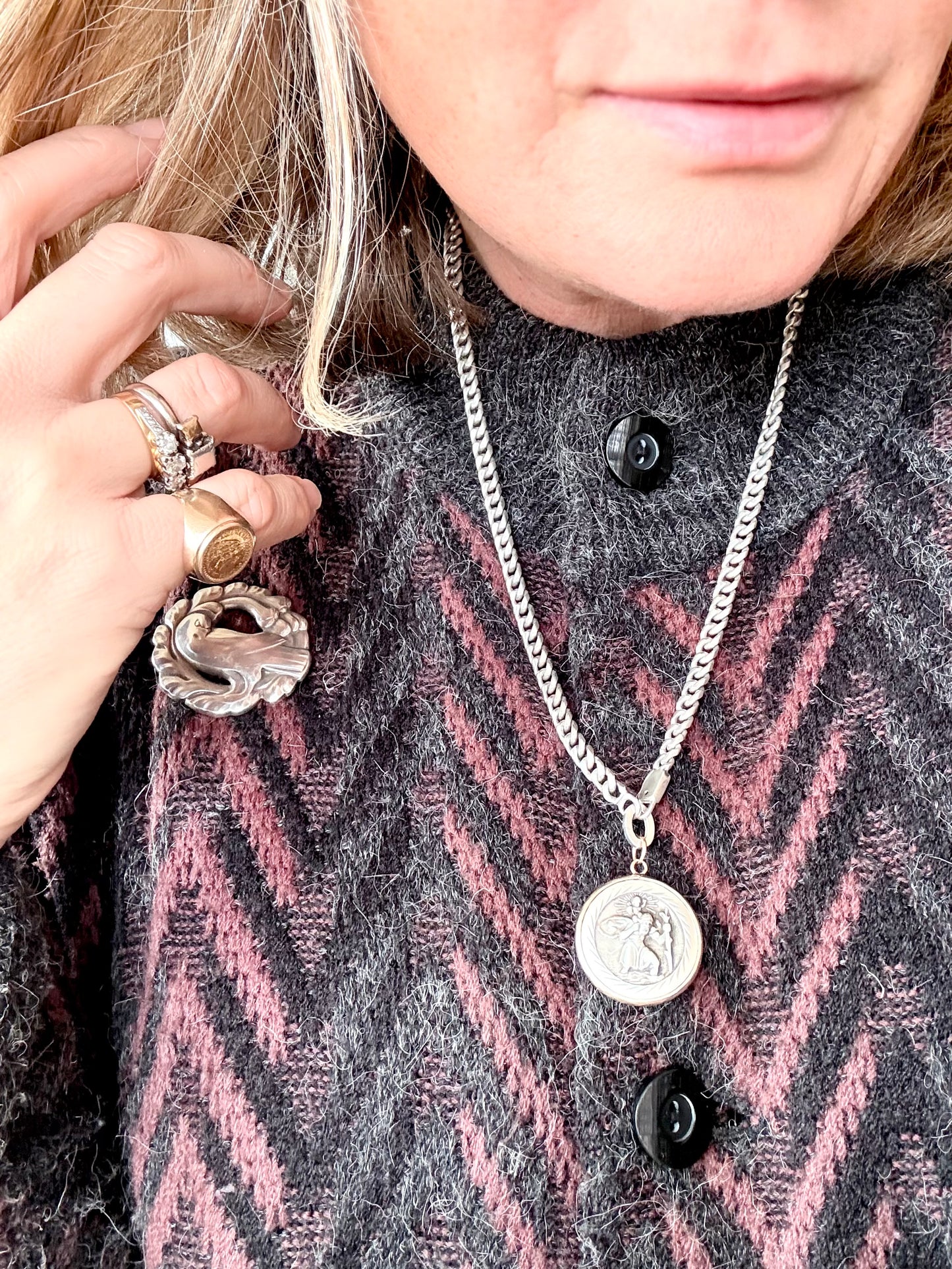 .1850s .1860s .375 gold .925 silver antique Victorian Scottish agate pebble stone pendant with St Christopher token pendant